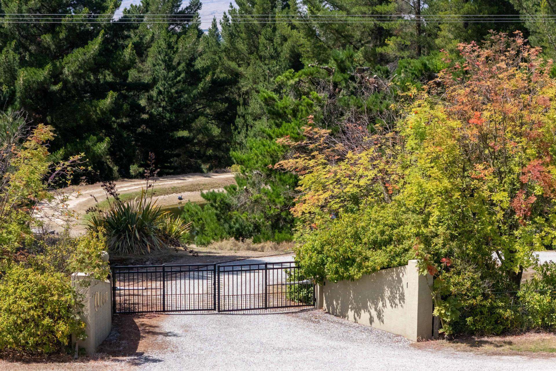 120 Hillview Road, Alexandra