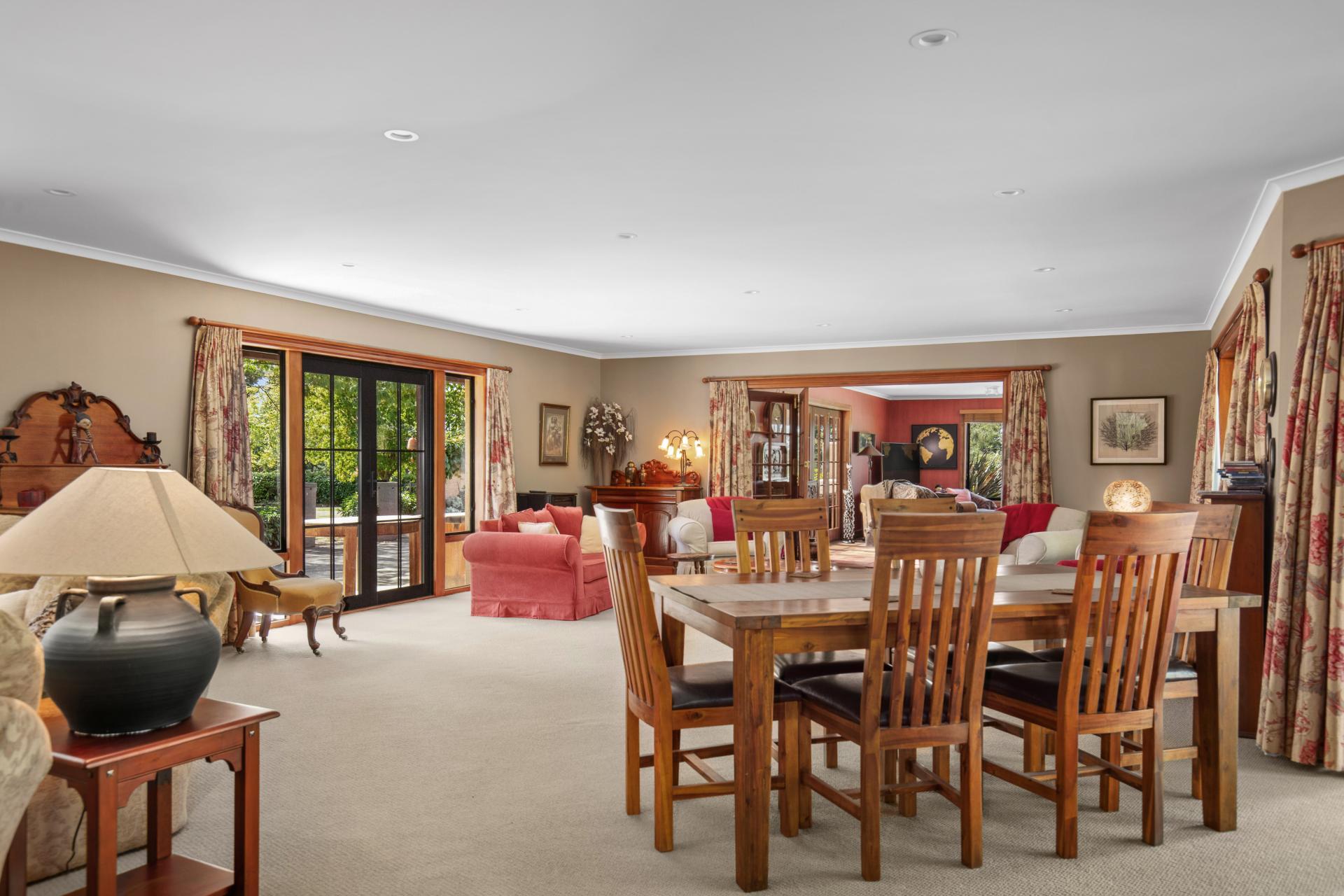 120 Hillview Road, Alexandra