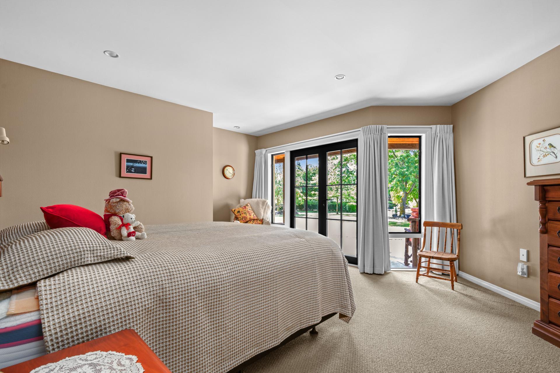 120 Hillview Road, Alexandra