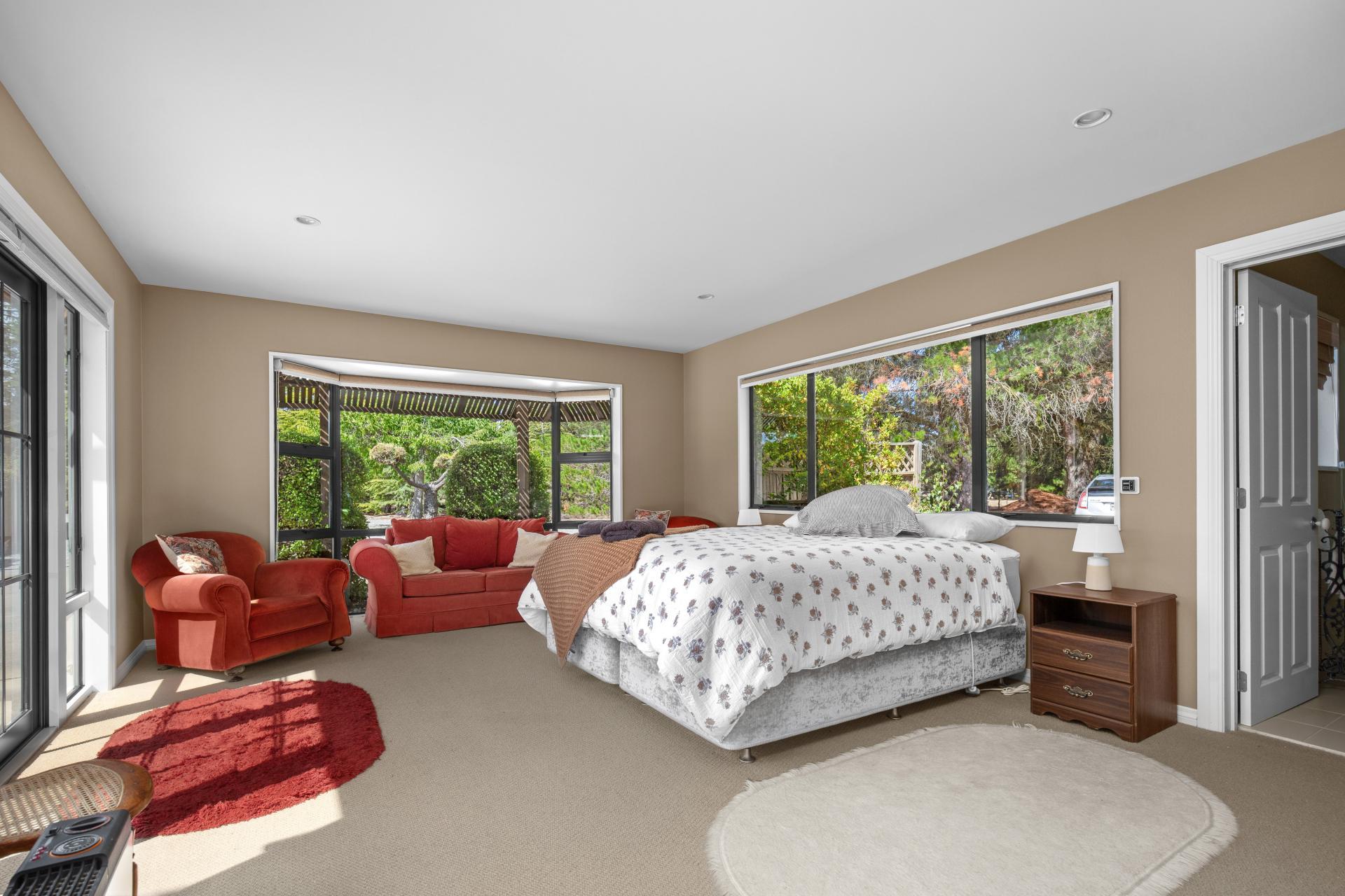 120 Hillview Road, Alexandra