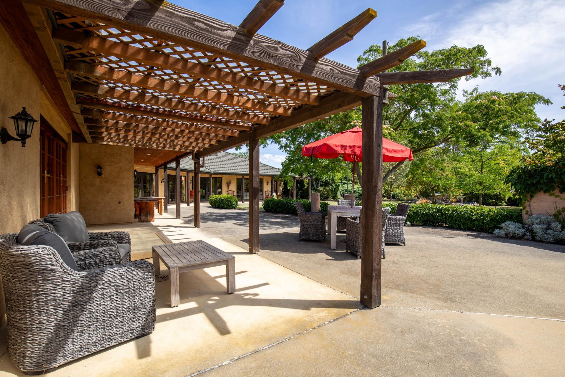 120 Hillview Road, Alexandra