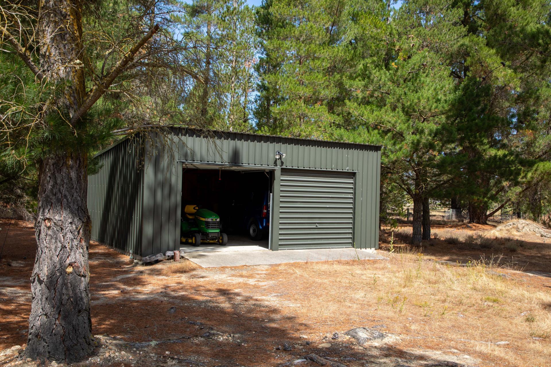 120 Hillview Road, Alexandra