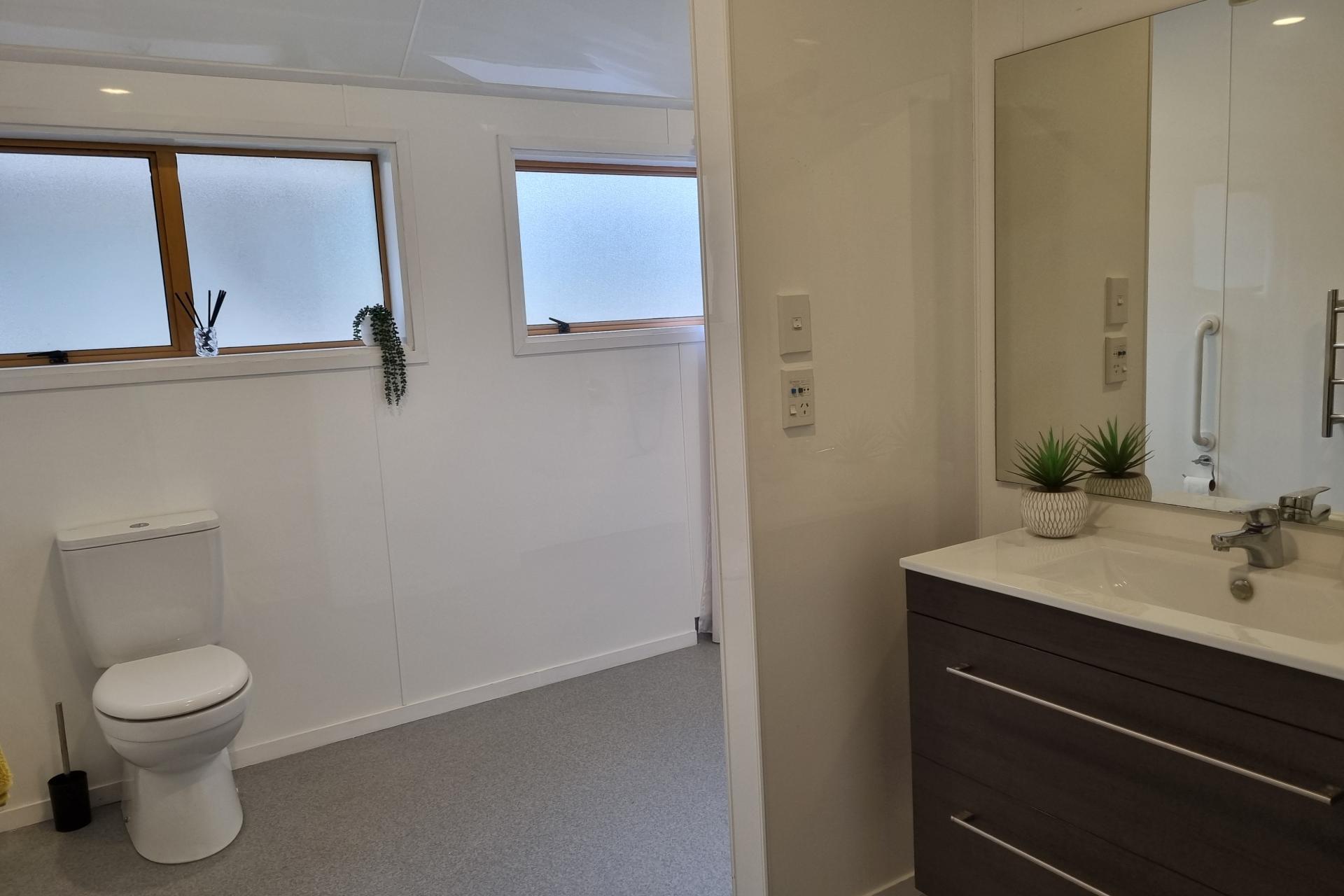 6 and 18 Michies Road, Balclutha