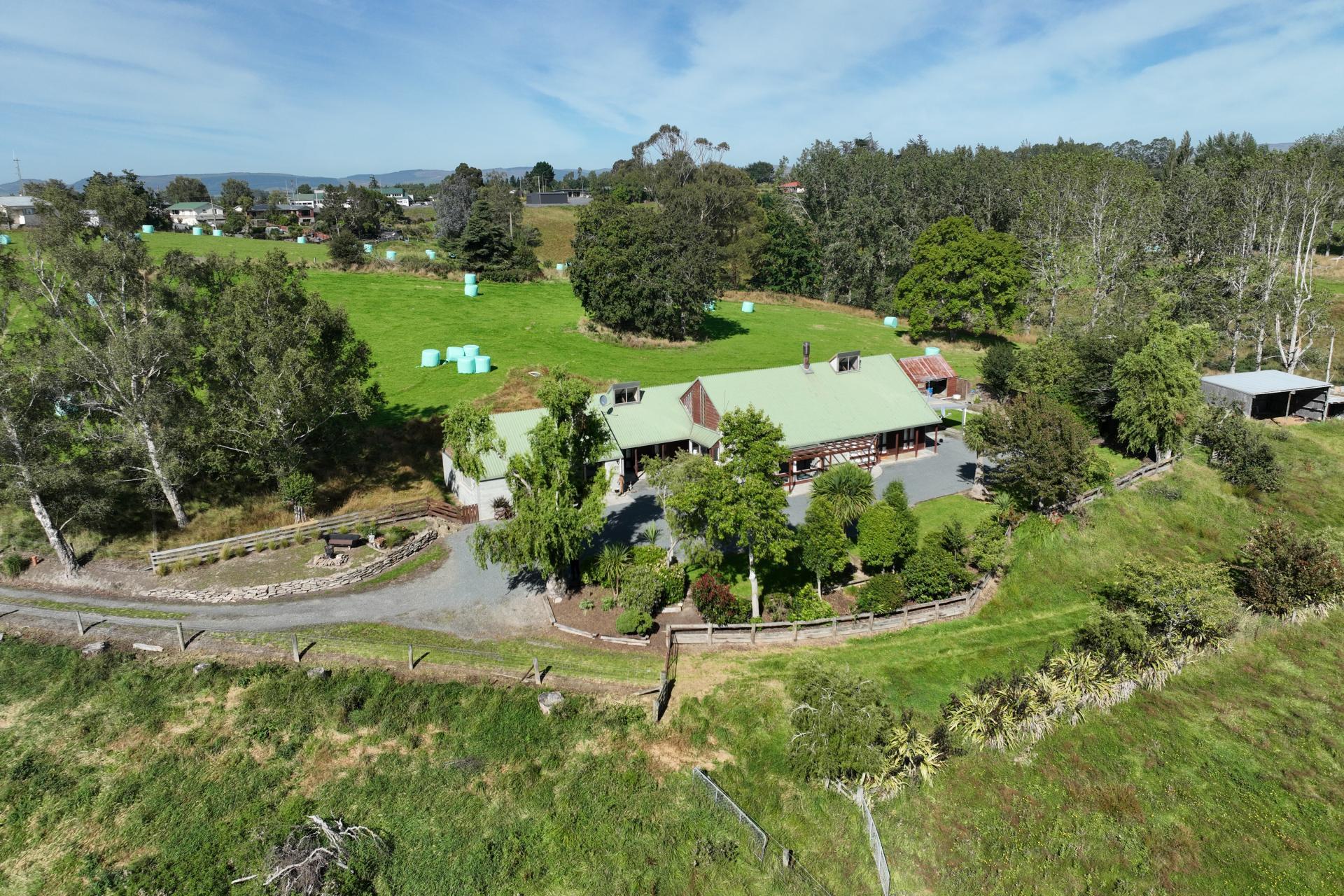 6 and 18 Michies Road, Balclutha