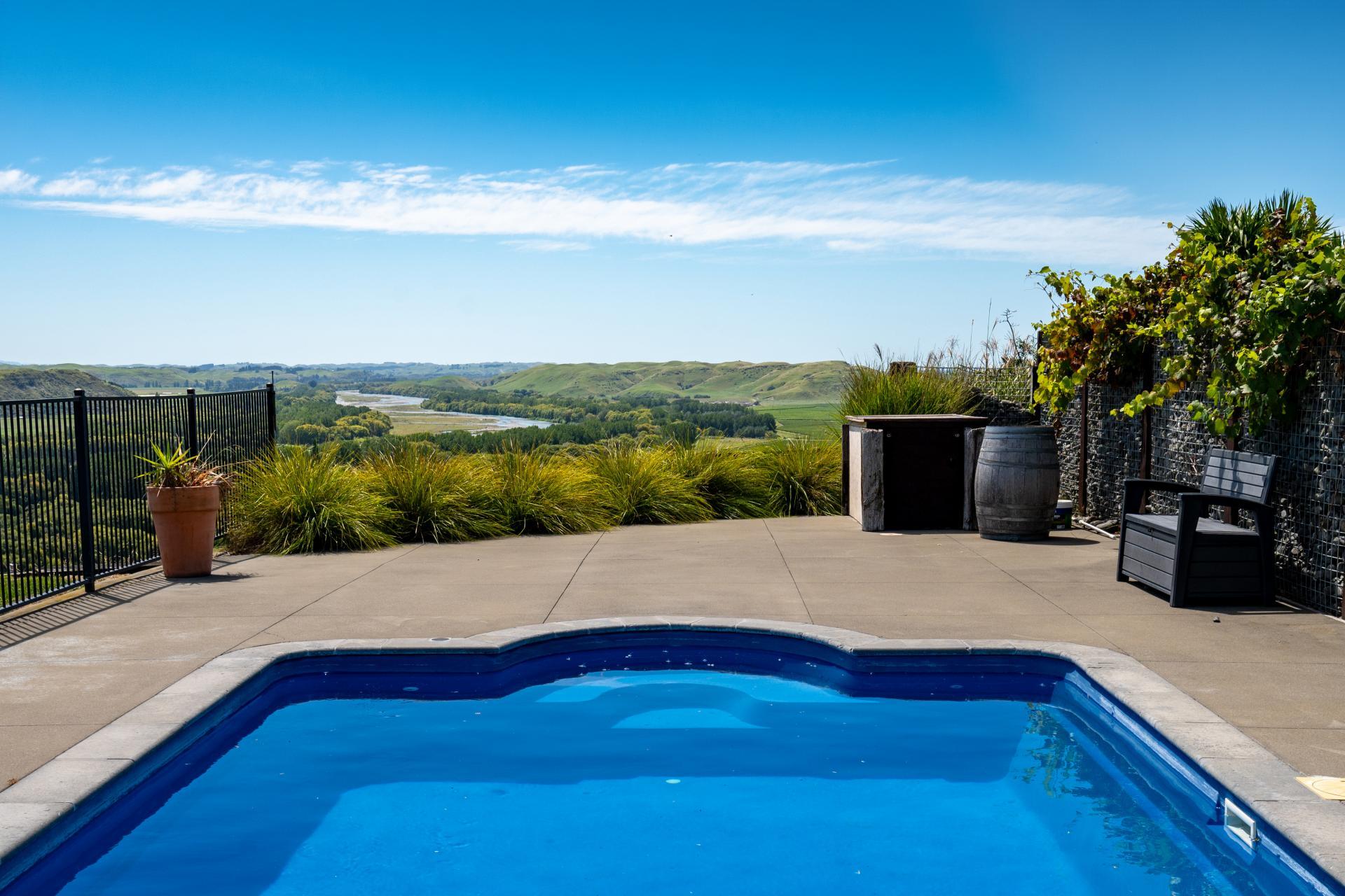 3369 State Highway 50, Maraekakaho