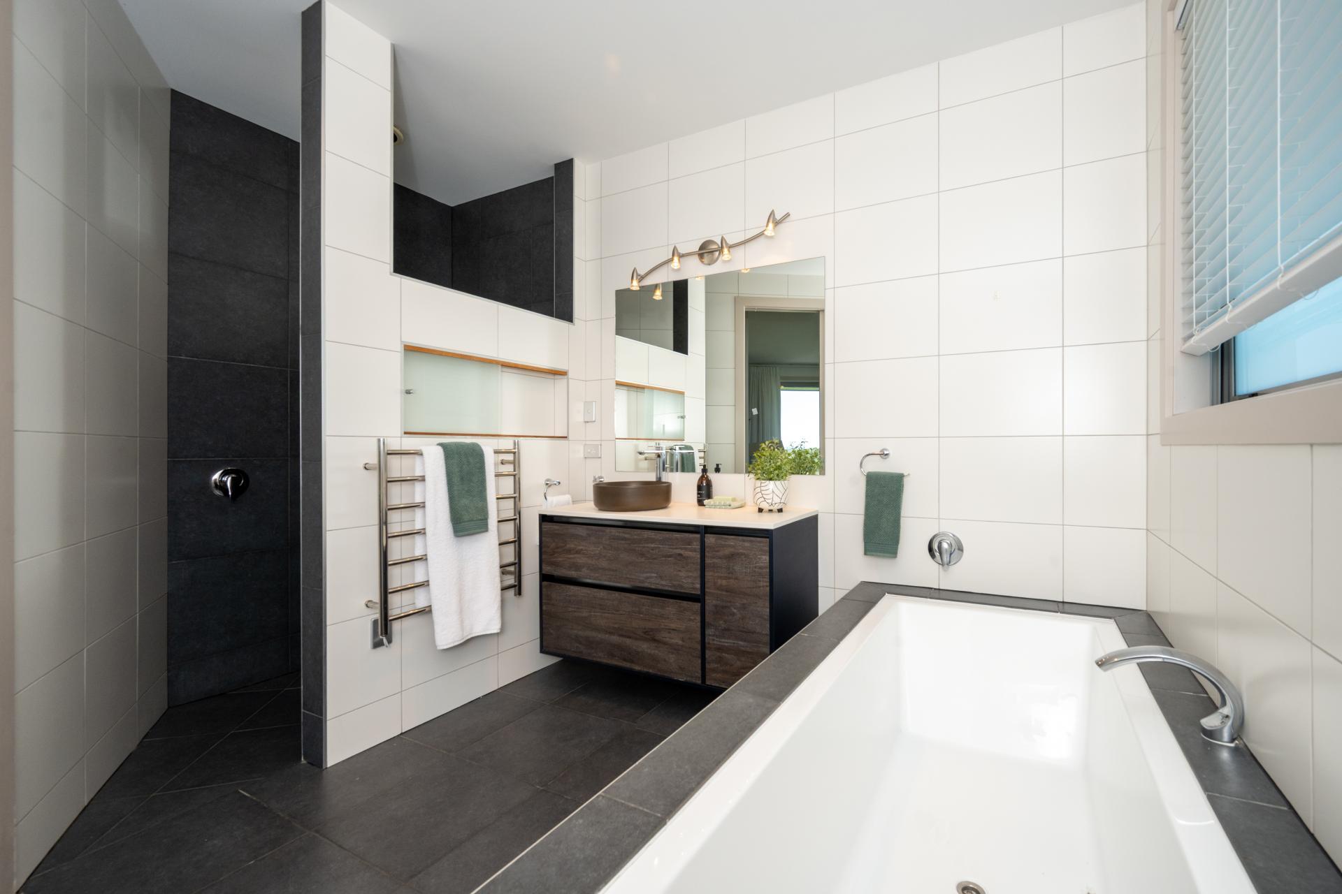 3369 State Highway 50, Maraekakaho