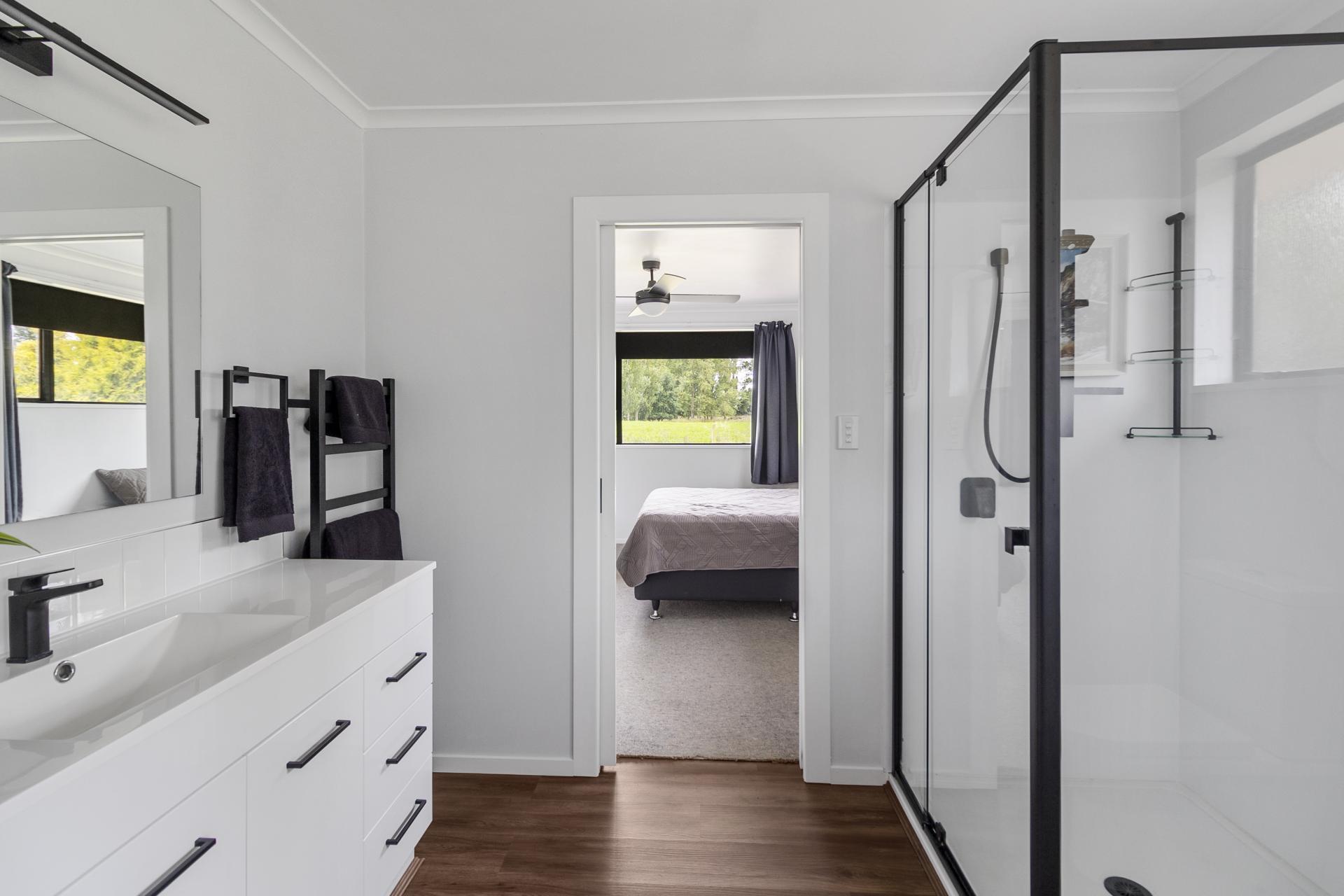 206 Winchester Geraldine Road, Geraldine Flat