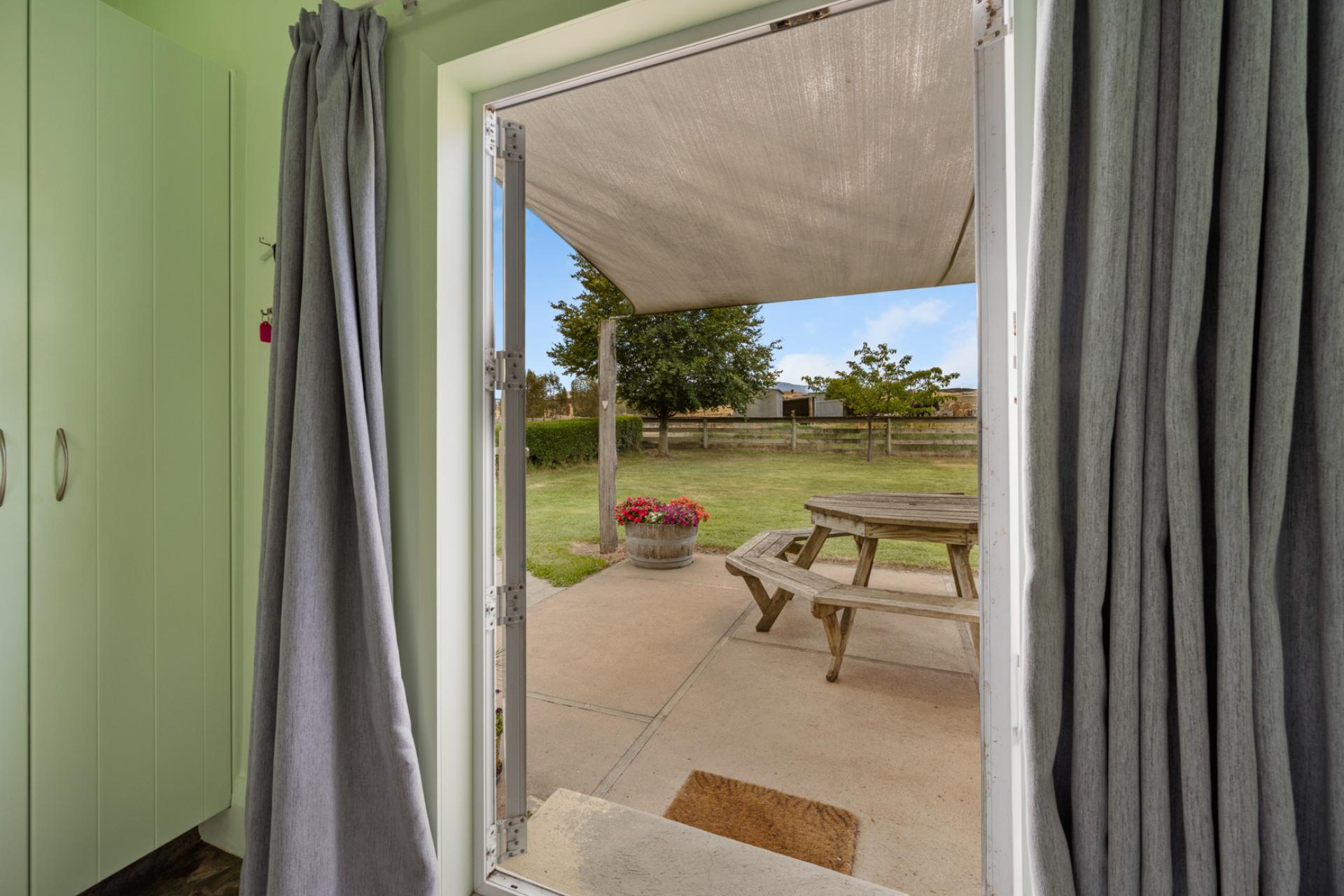 677 Springvale Road, Alexandra