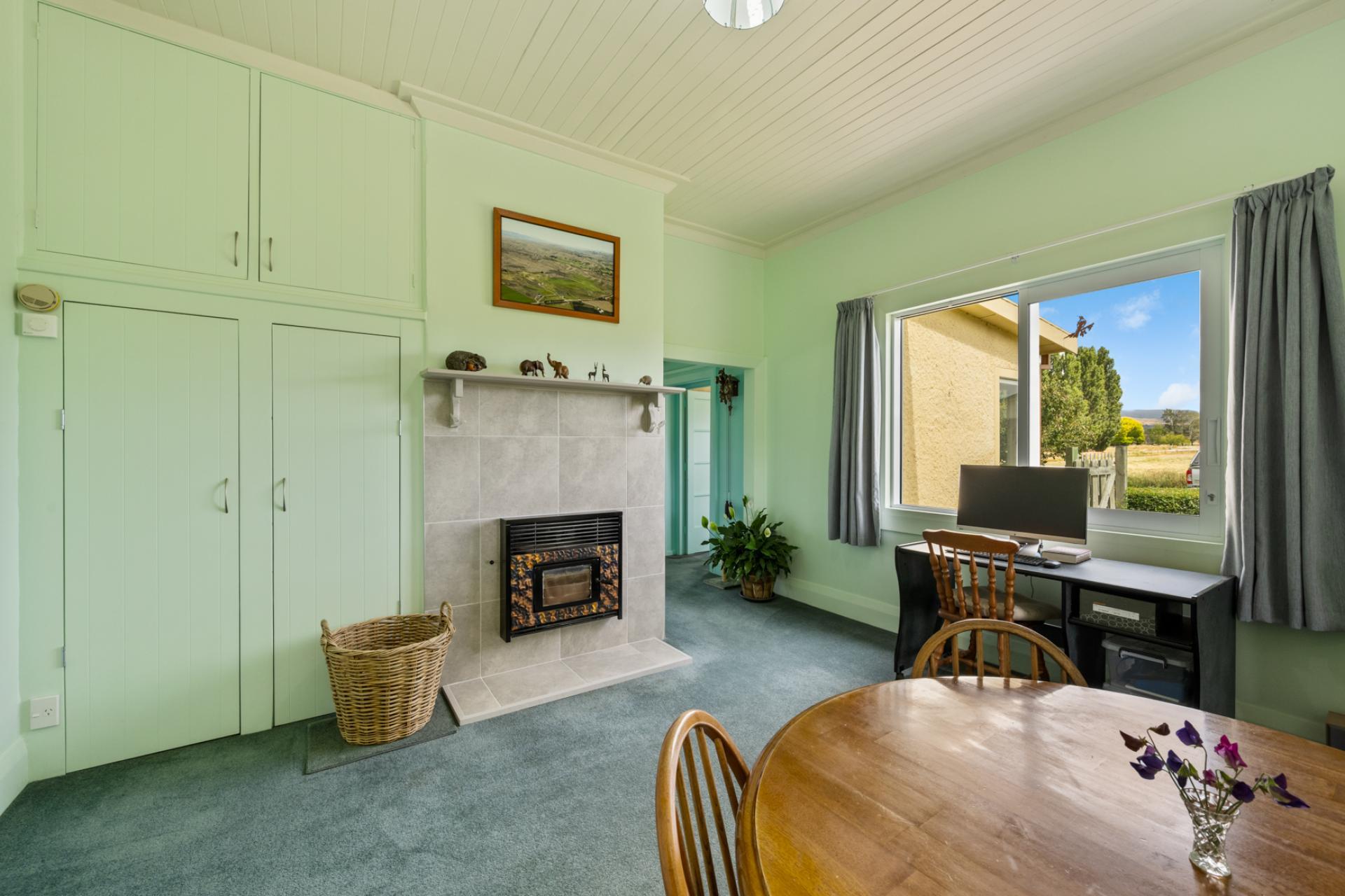 677 Springvale Road, Alexandra