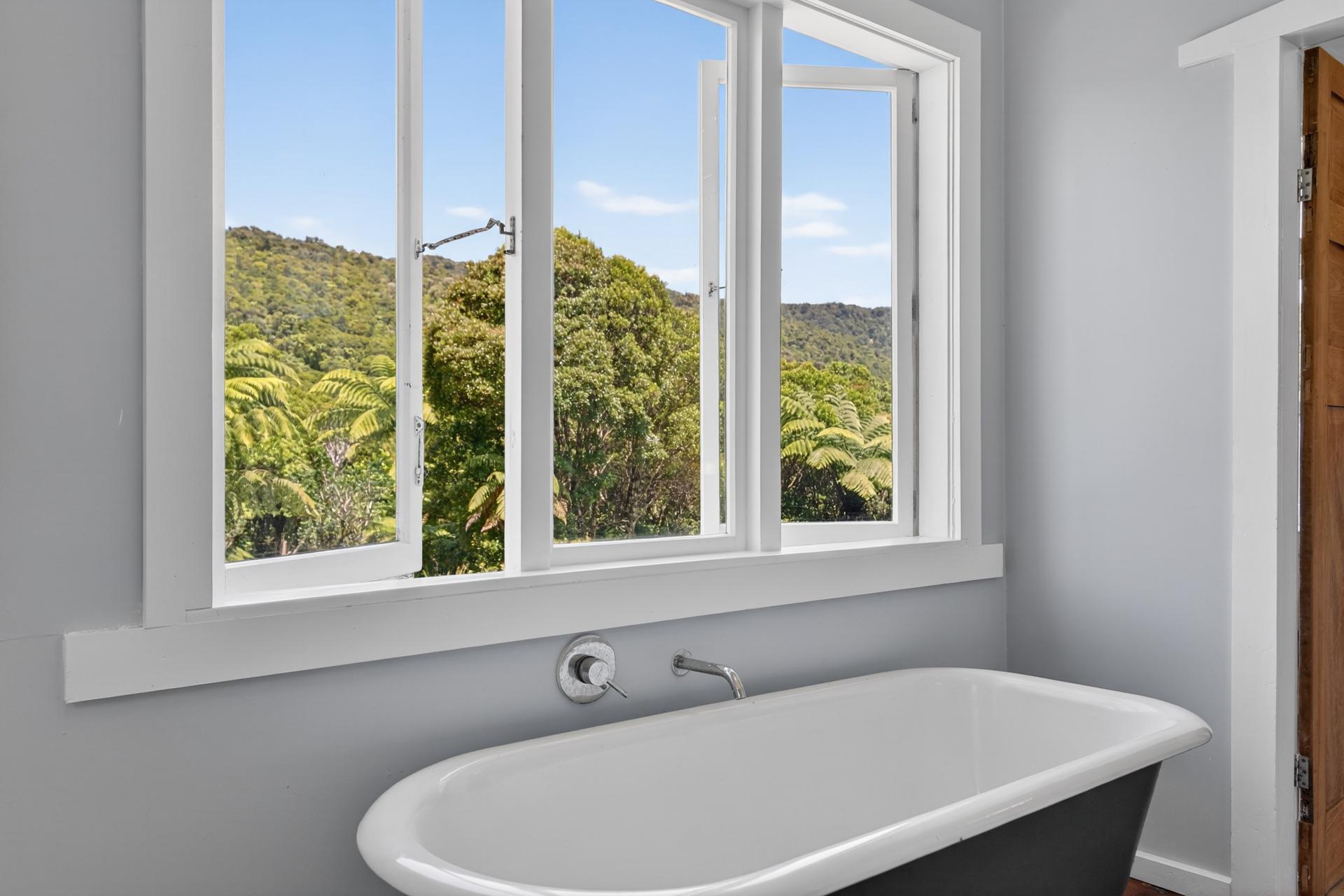 1052 Wekaweka Road, Waimamaku