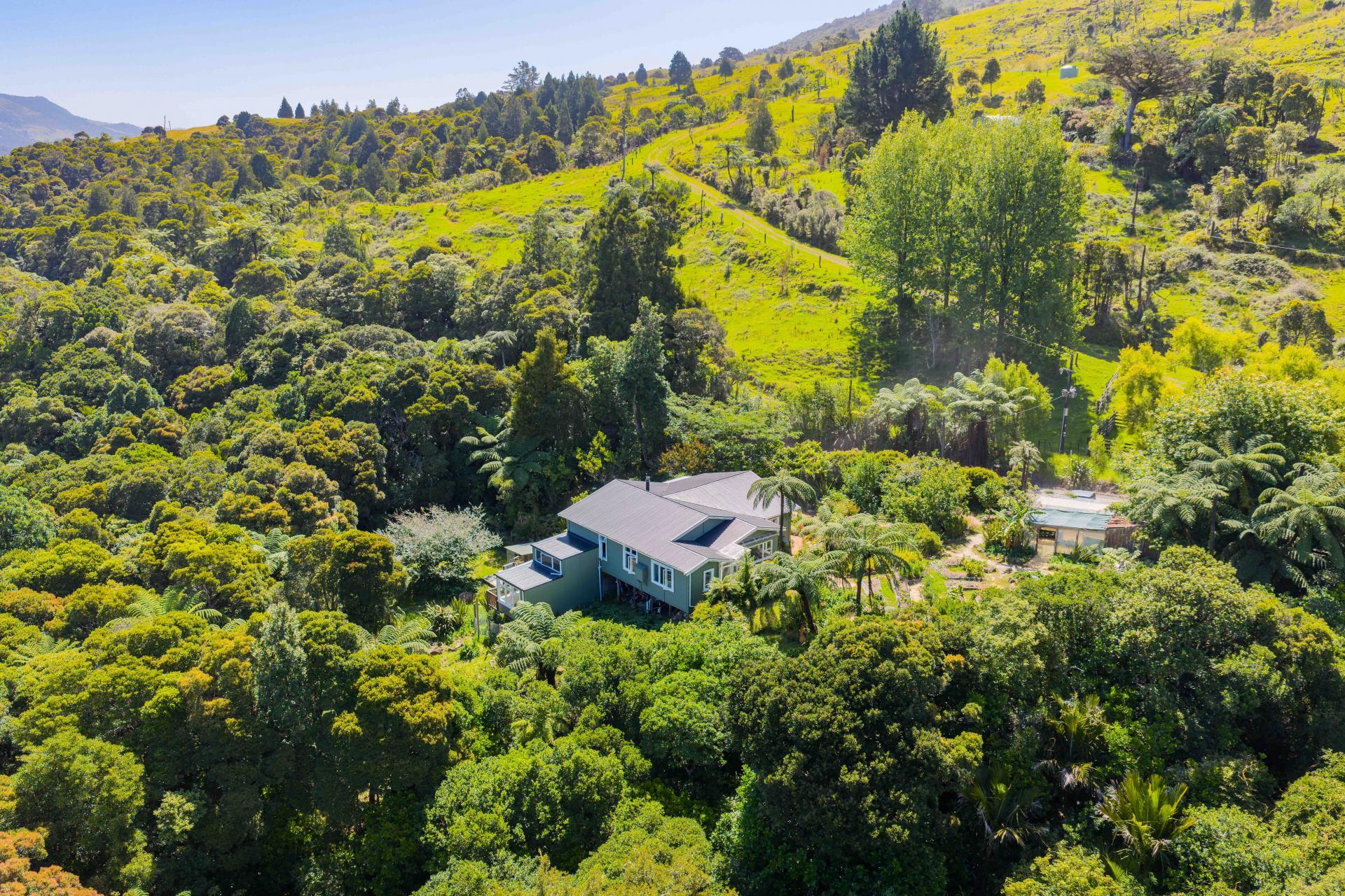 1052 Wekaweka Road, Waimamaku