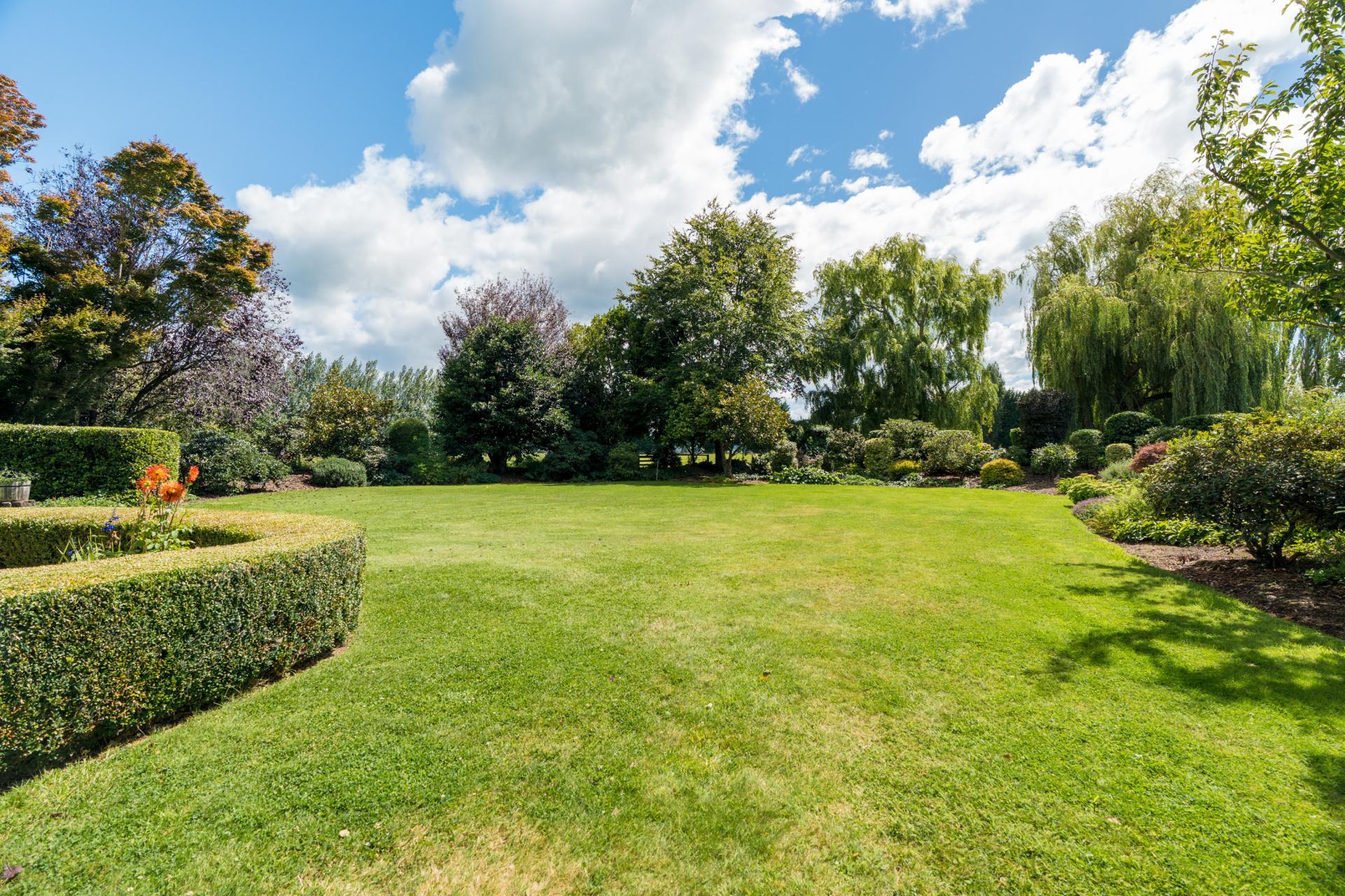 320 Gladstone Road South, East Taieri