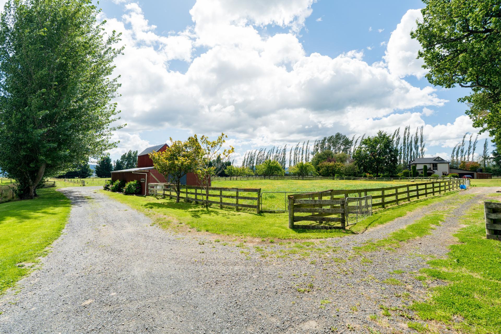 320 Gladstone Road South, East Taieri