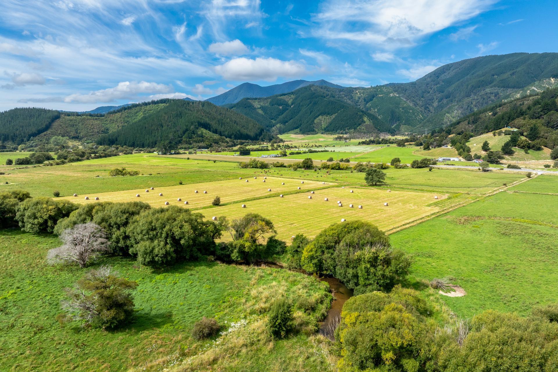State Highway 1, Koromiko