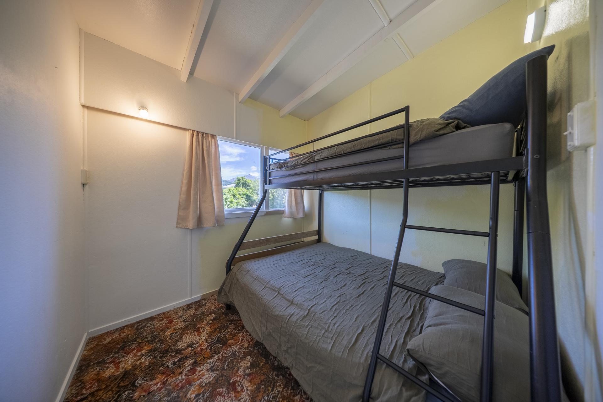 36 Home Street, Manapouri