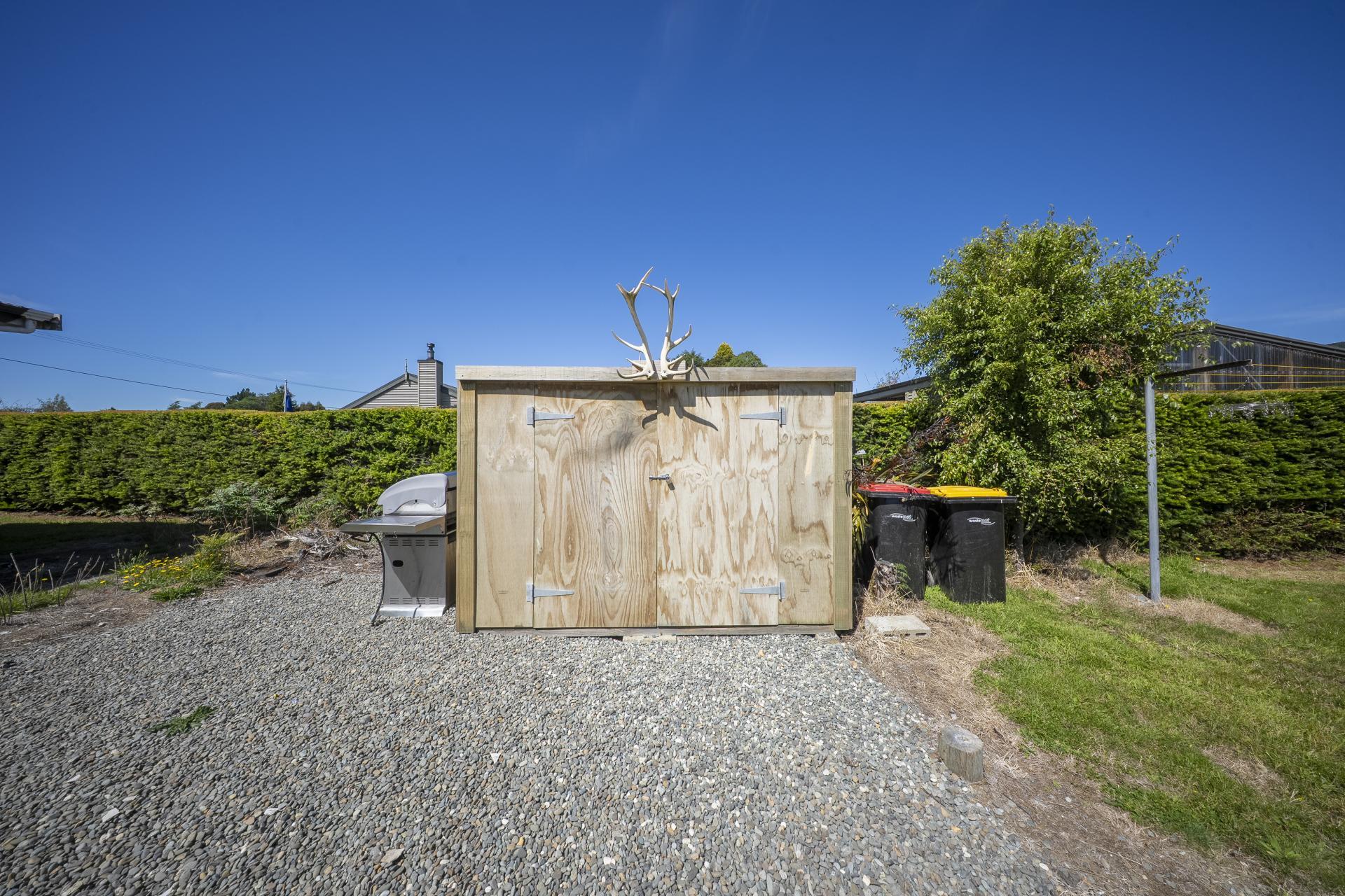 36 Home Street, Manapouri