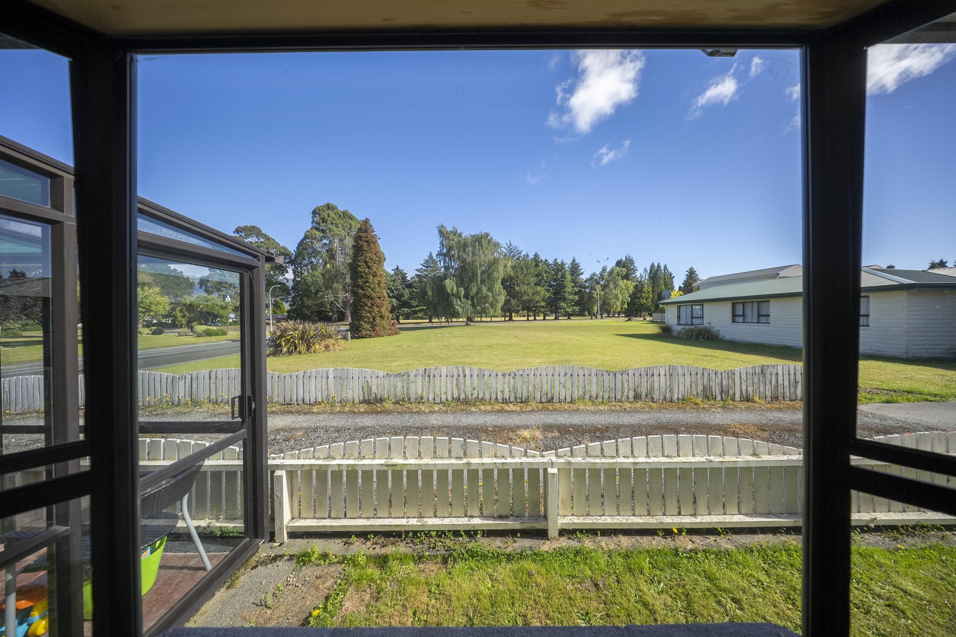 5 Cleddau Street, Te Anau