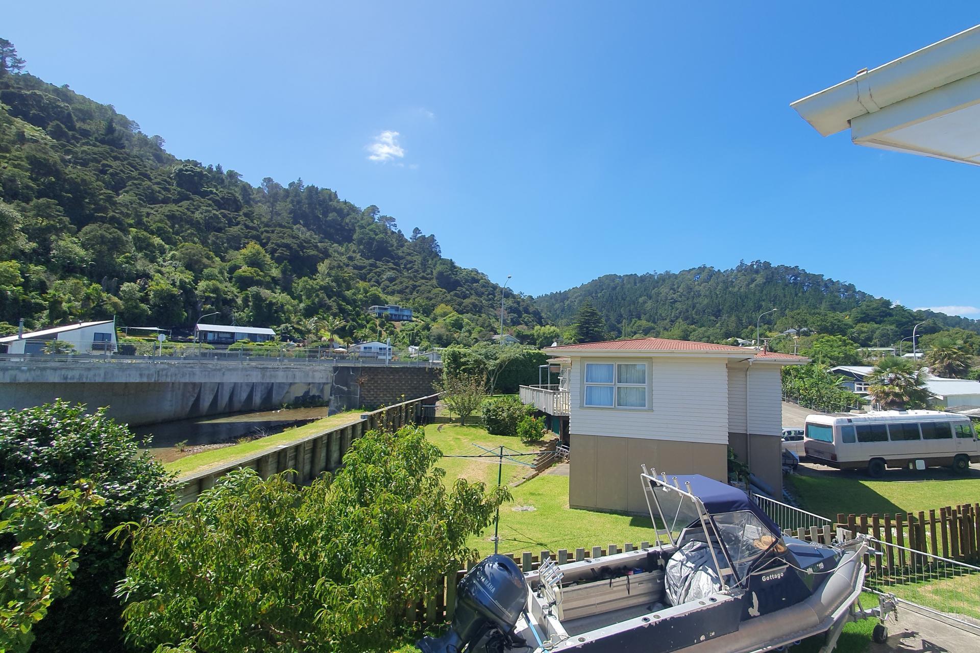 1009 Tararu Road, Tararu