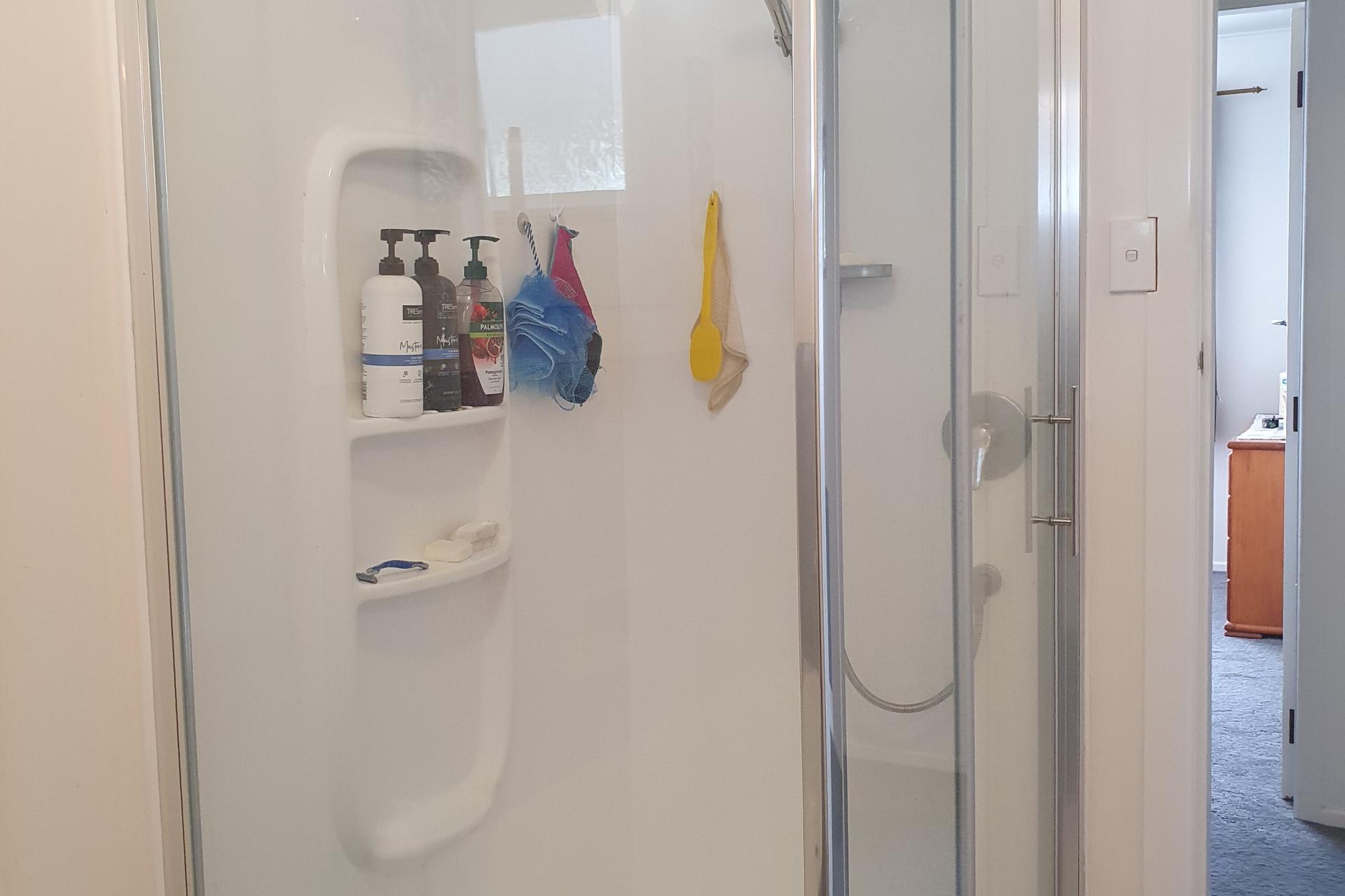 1009 Tararu Road, Tararu