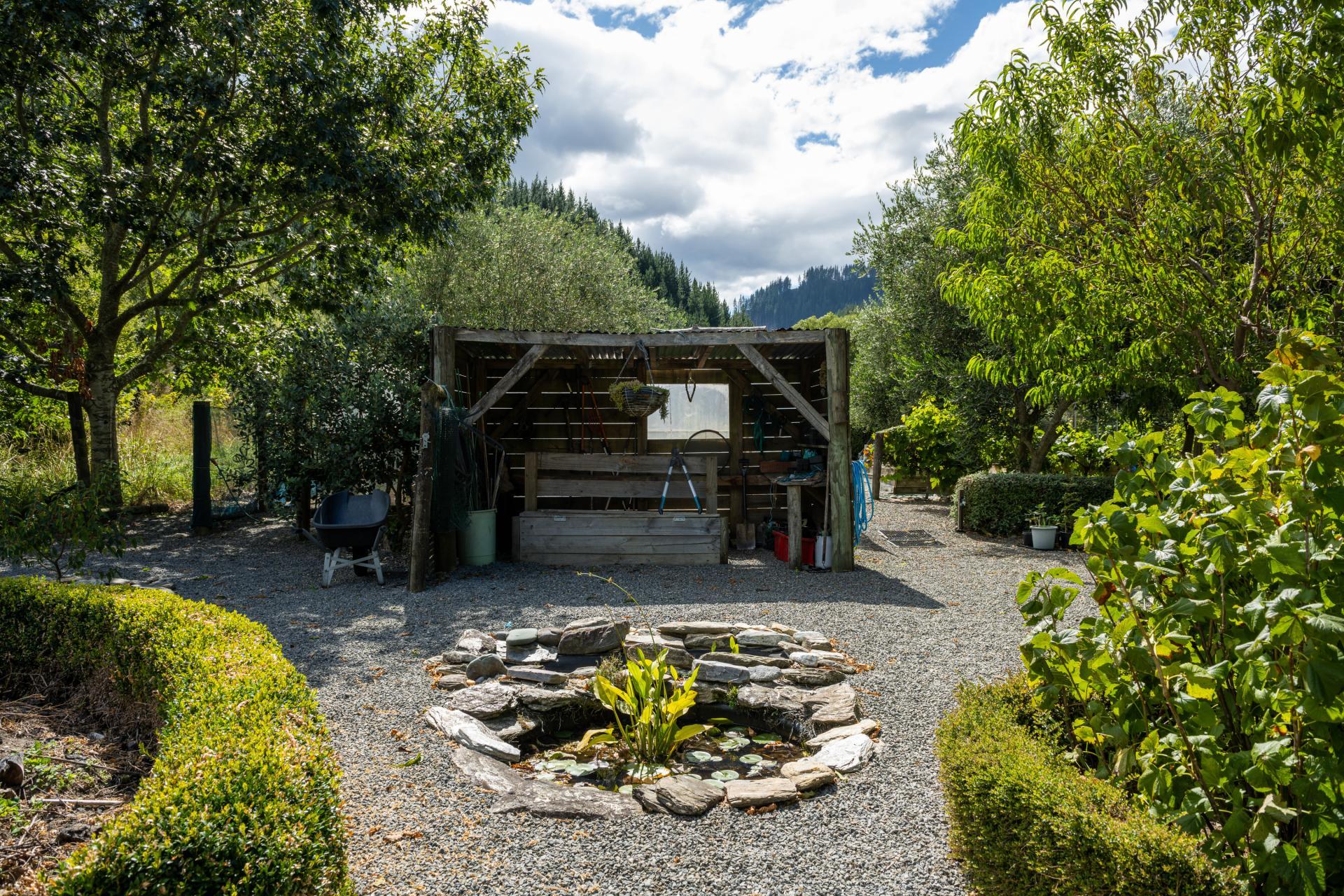 546 Onamalutu Road, Onamalutu