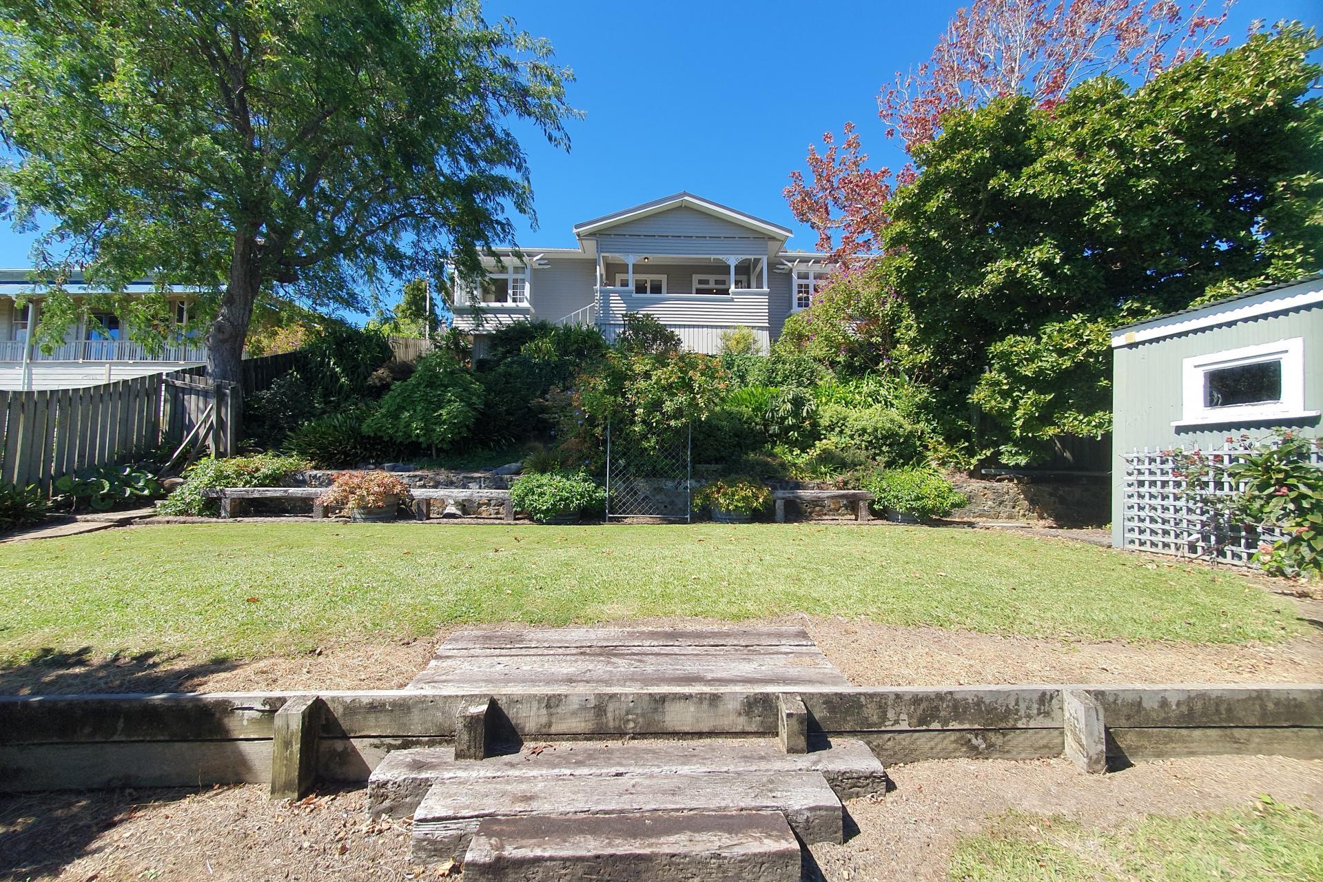 117 Edward Street, Thames