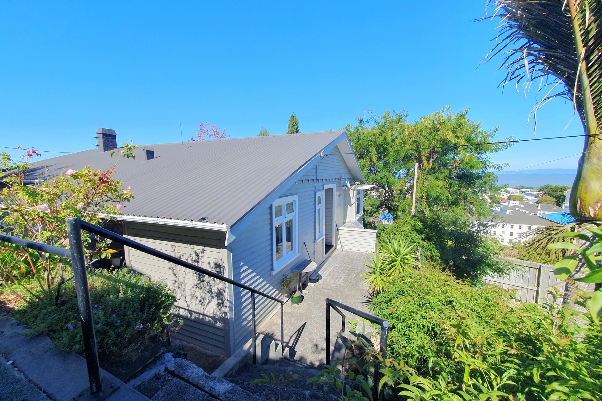 117 Edward Street, Thames