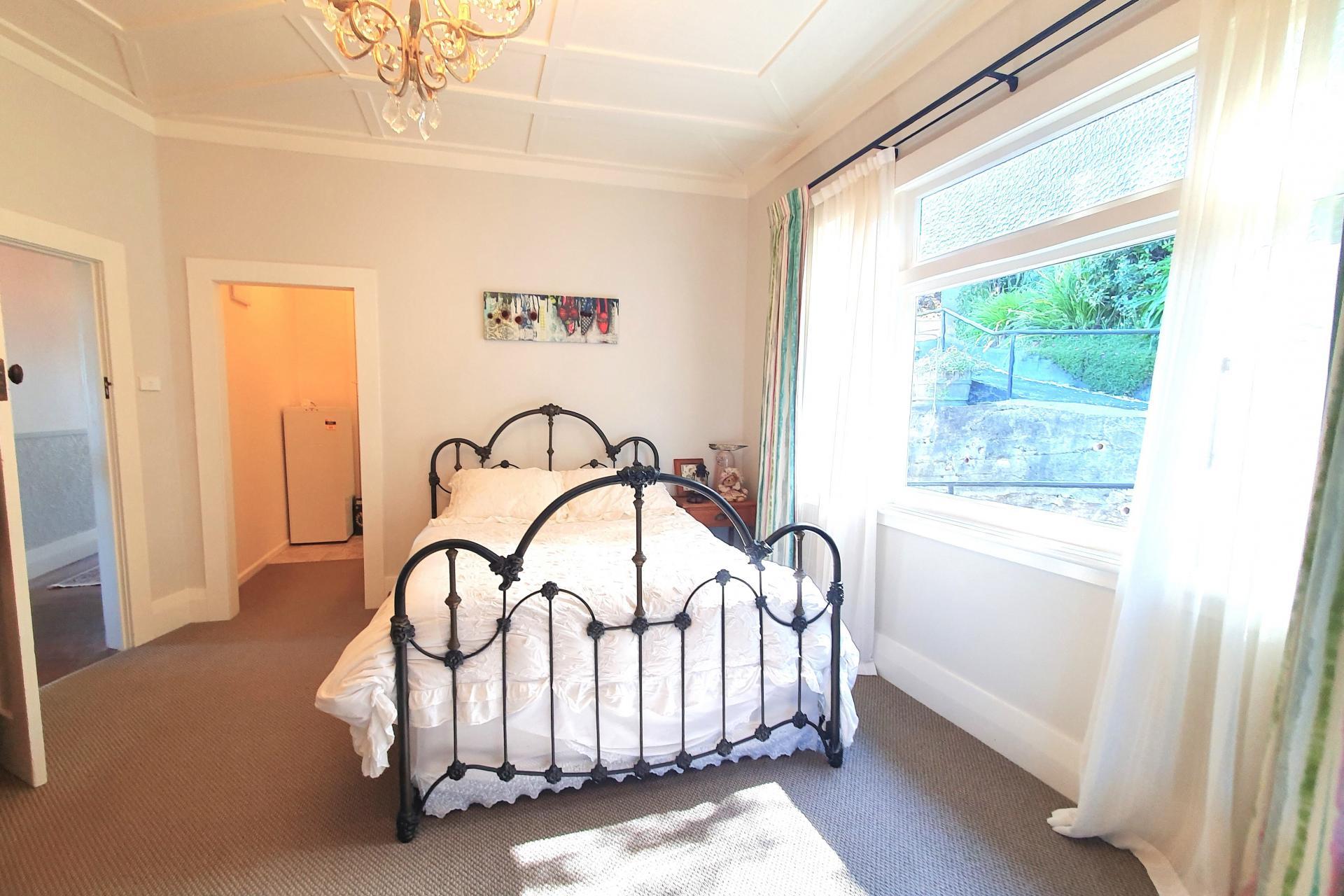 117 Edward Street, Thames