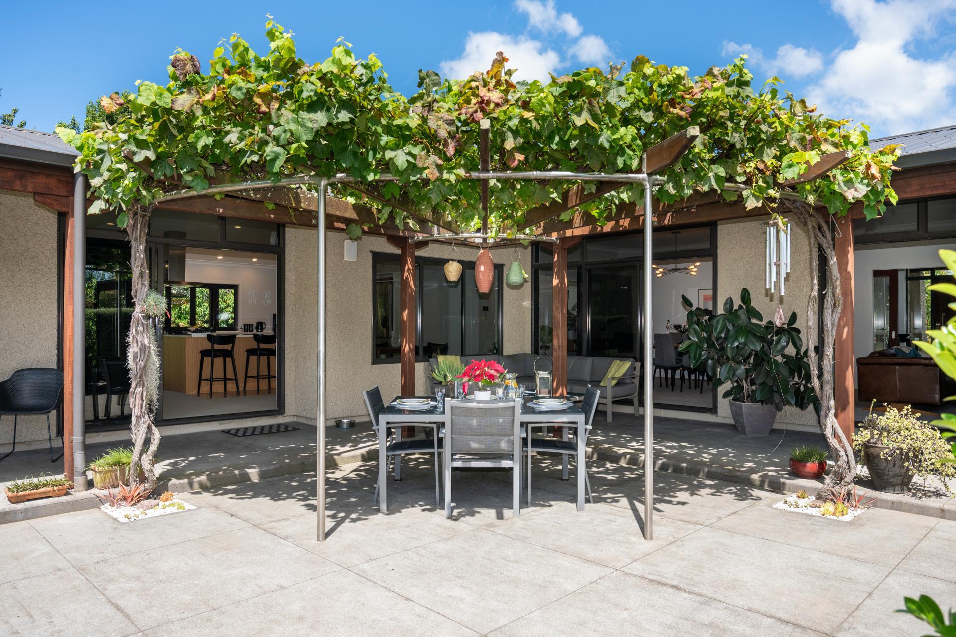 438 Twyford Road, Twyford