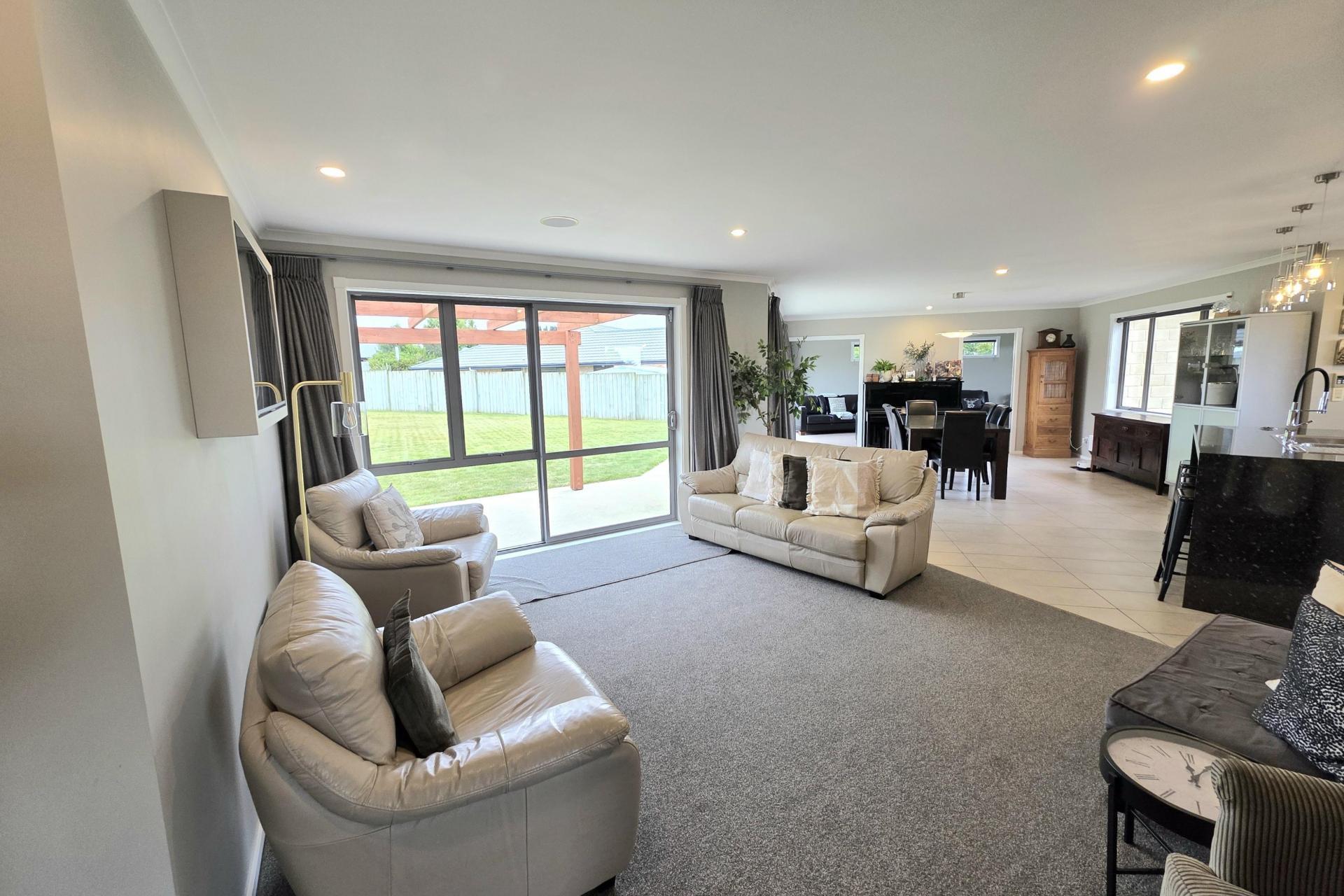 2 Blue Stone Drive, Waiareka Junction