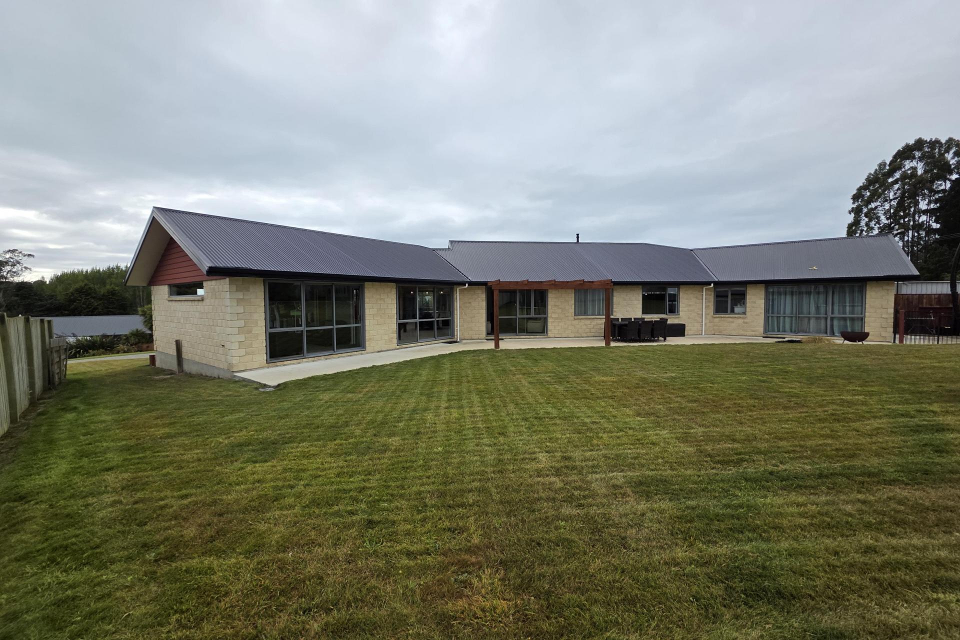 2 Blue Stone Drive, Waiareka Junction