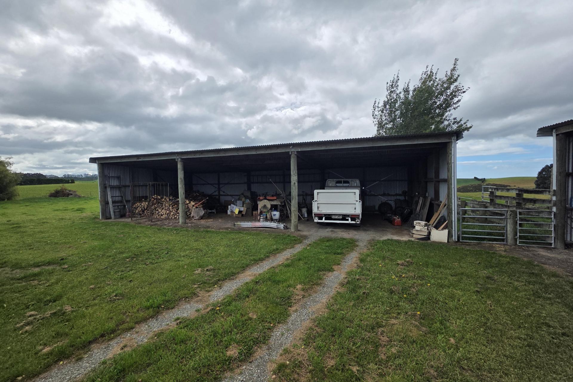 374 Airedale Road, Weston