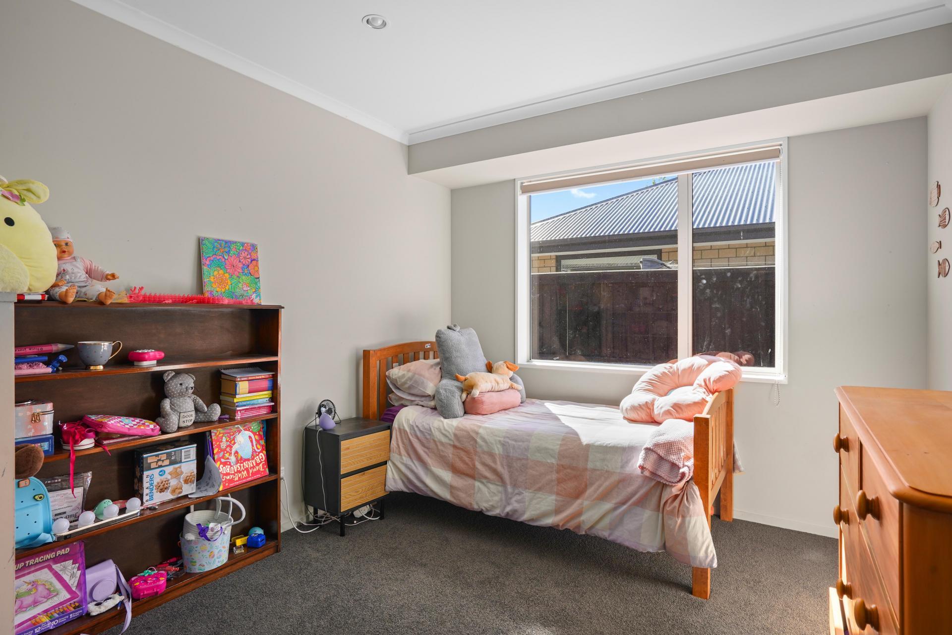 Unit 8, 17 Wineberry Avenue, Amberley