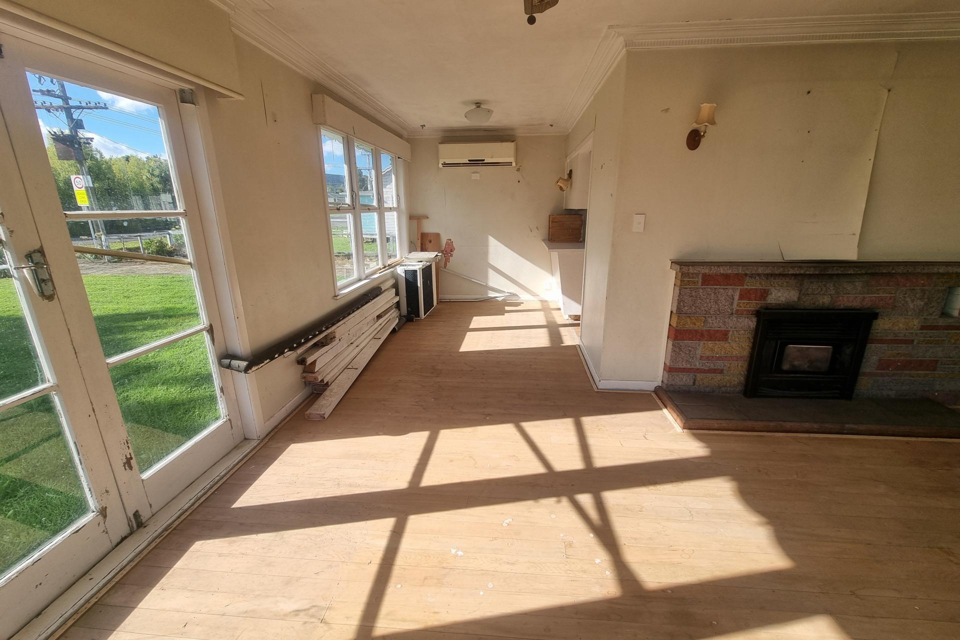 10767A Route 52, Pongaroa