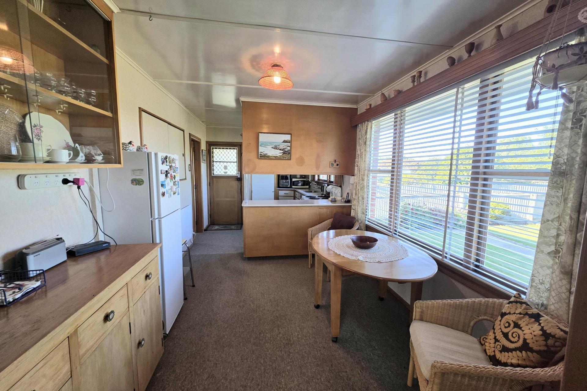 42 Glendale Crescent, Holmes Hill