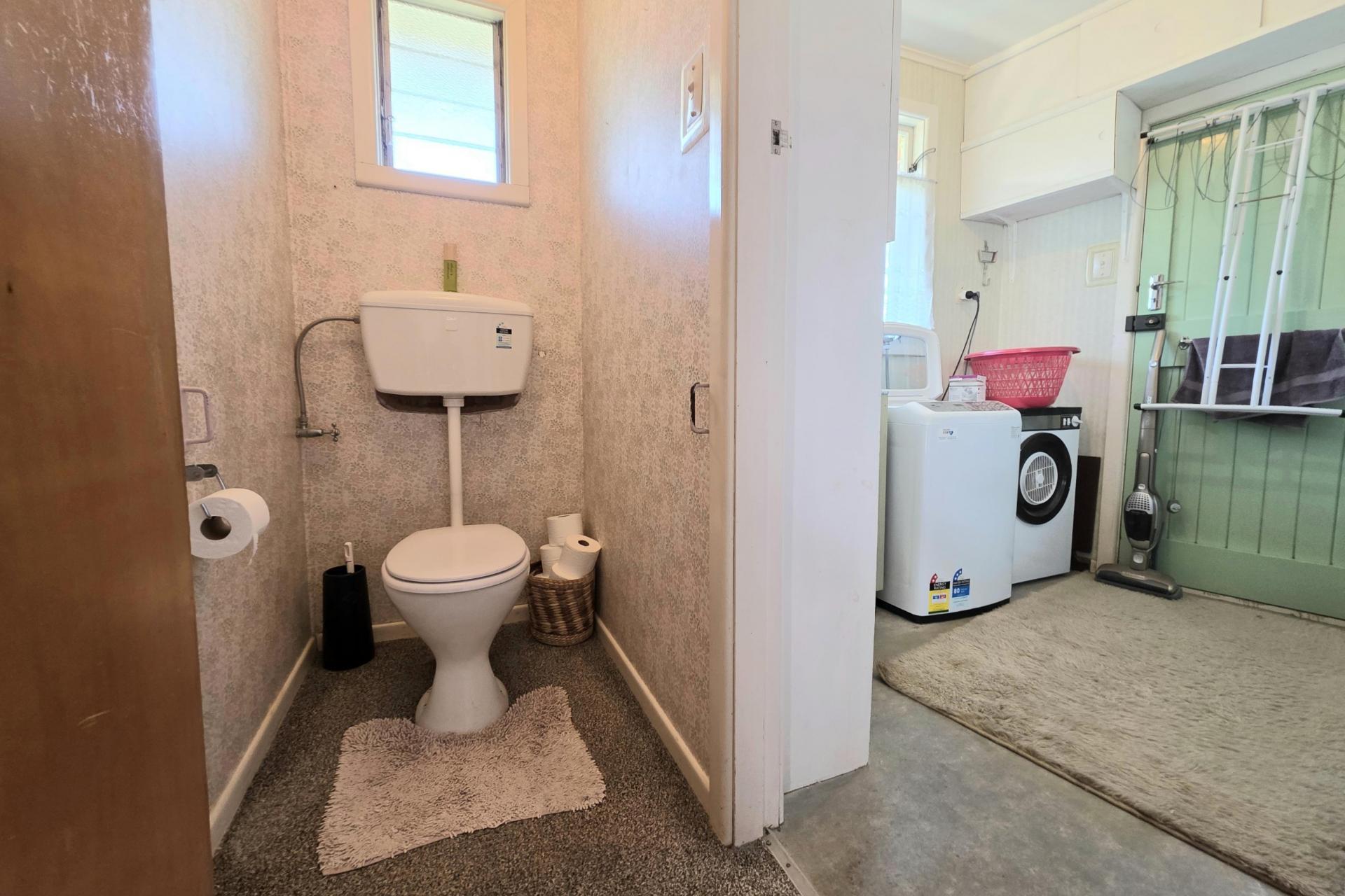 42 Glendale Crescent, Holmes Hill