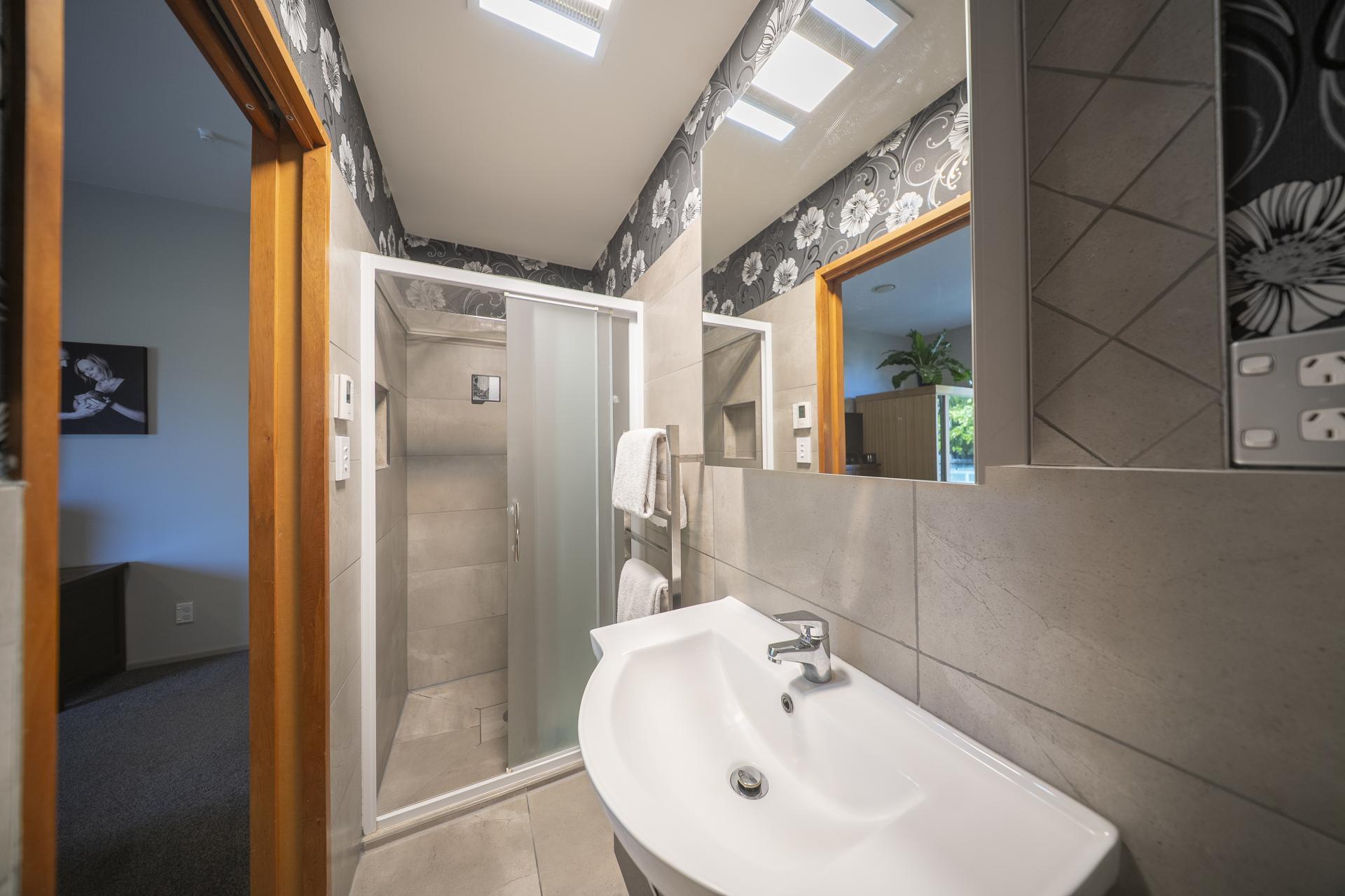 13 and 15 Melland Place, Te Anau