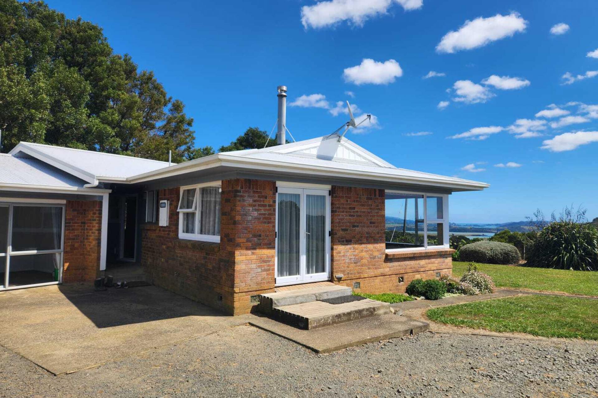 319 Ohautira Road, Raglan