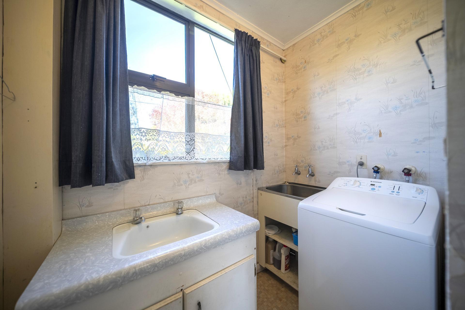 221 Milford Road, Te Anau