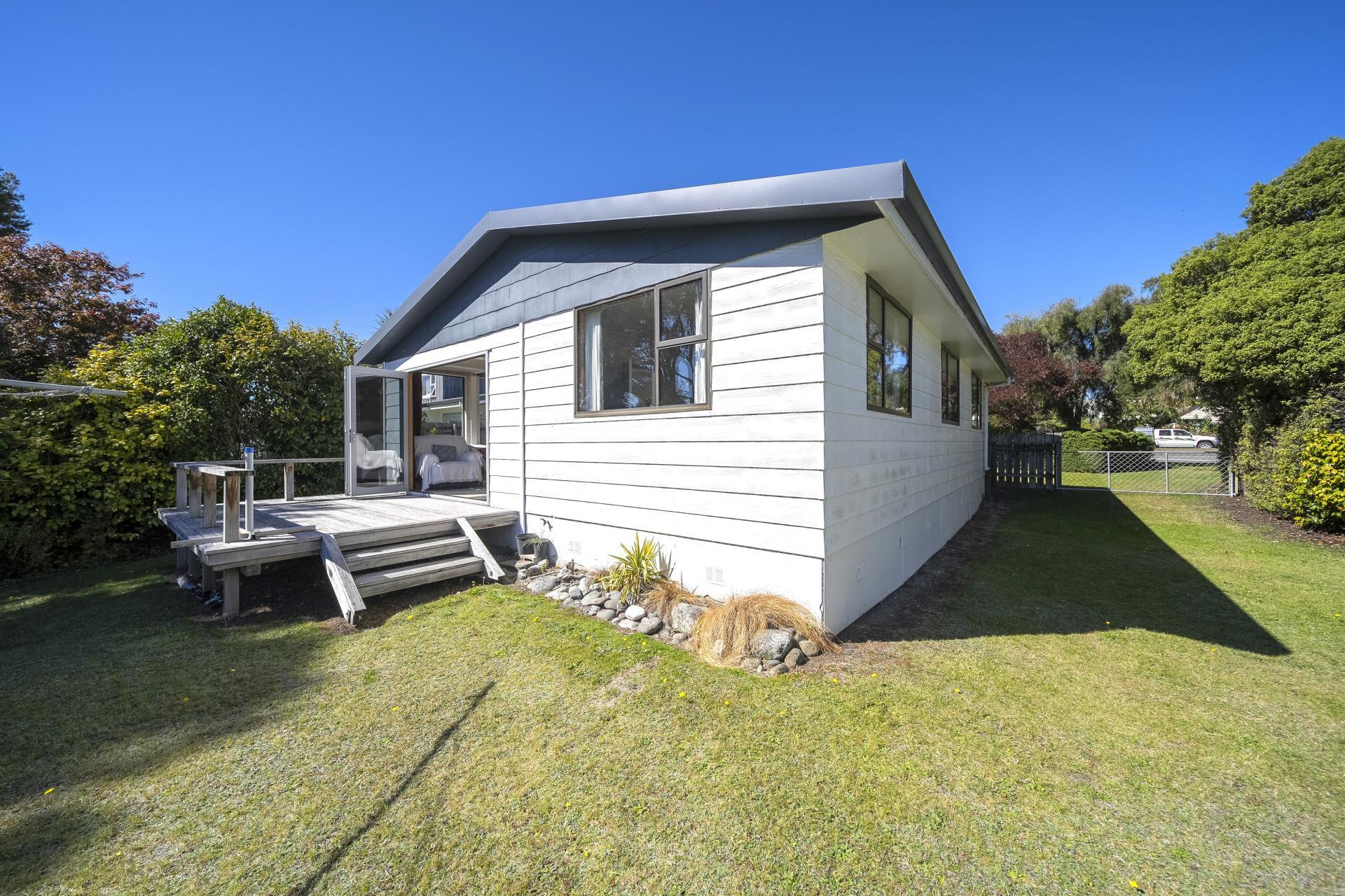 221 Milford Road, Te Anau