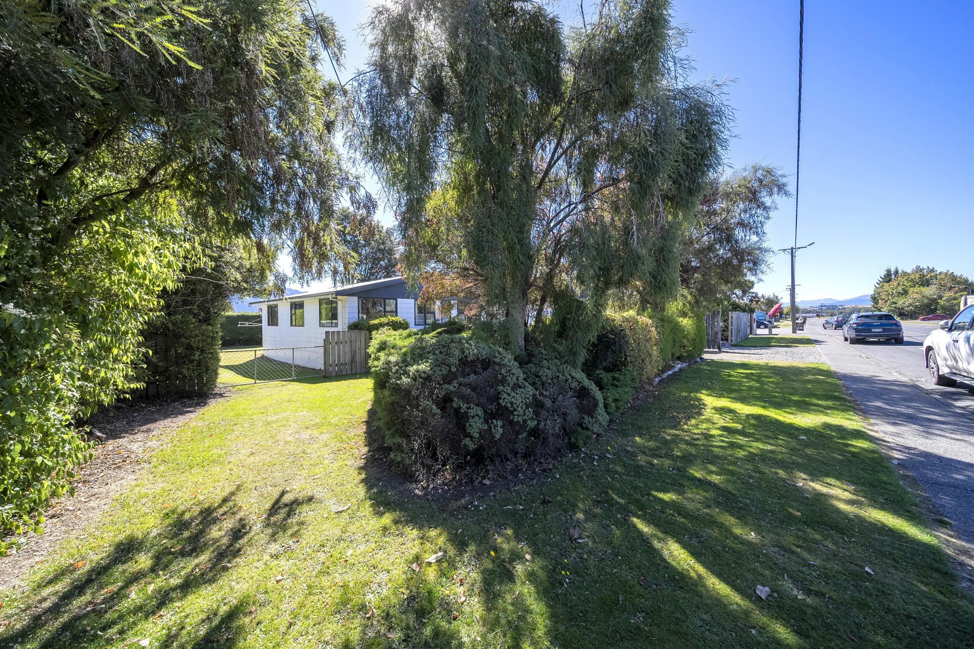 221 Milford Road, Te Anau