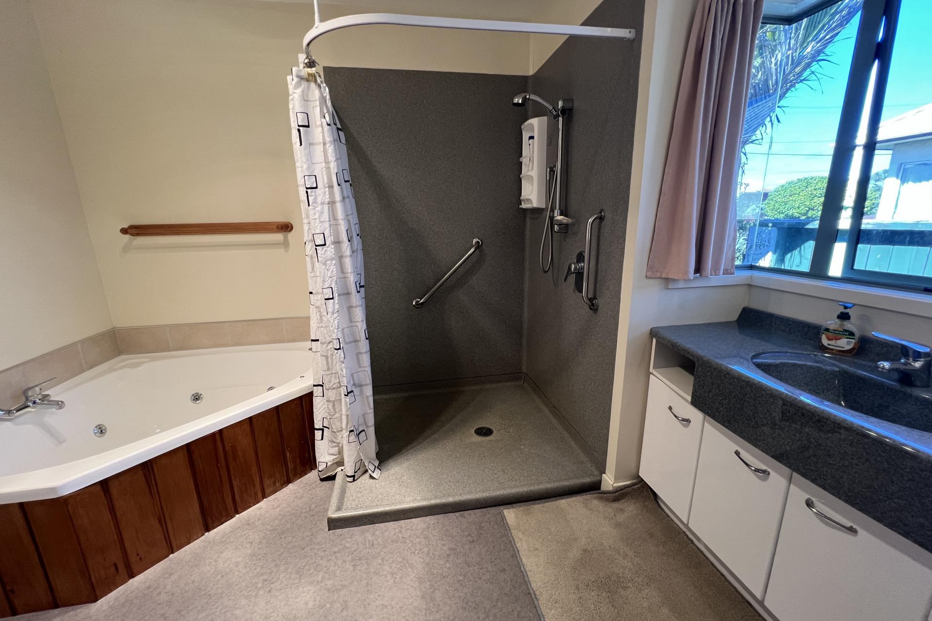 68 Doyle Street, Blaketown