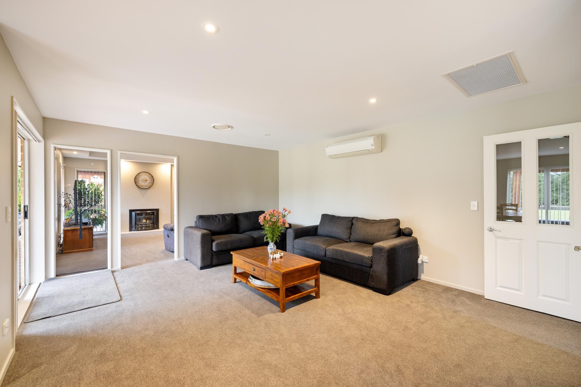 9 John Leith Place, Leithfield