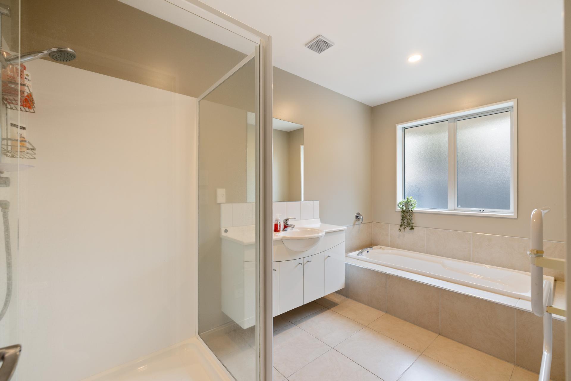 9 John Leith Place, Leithfield