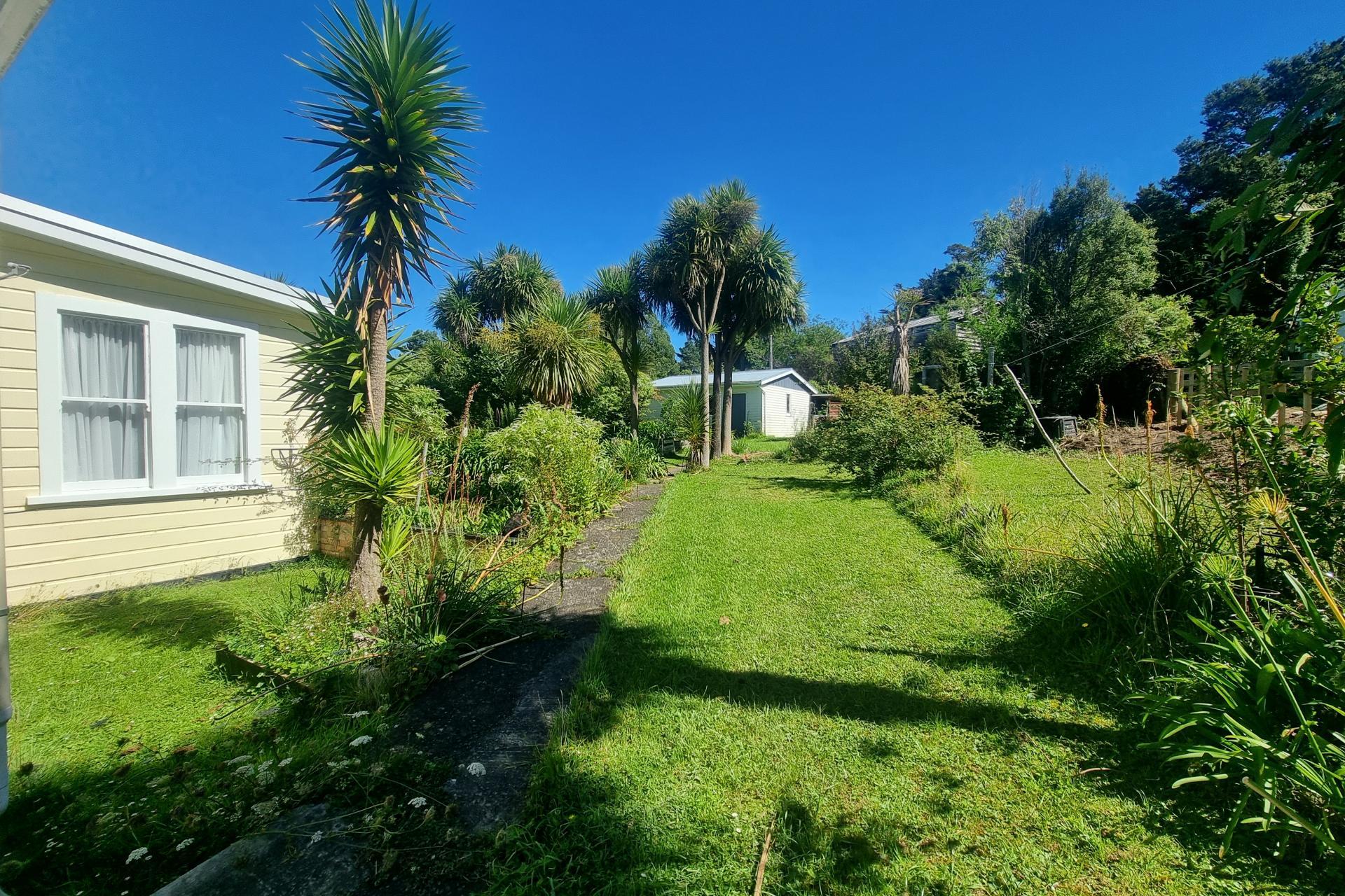 20 Makomako Street, Pongaroa