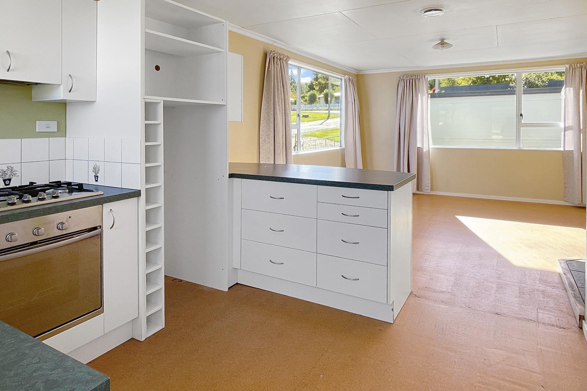 12 Tay Street, Naseby