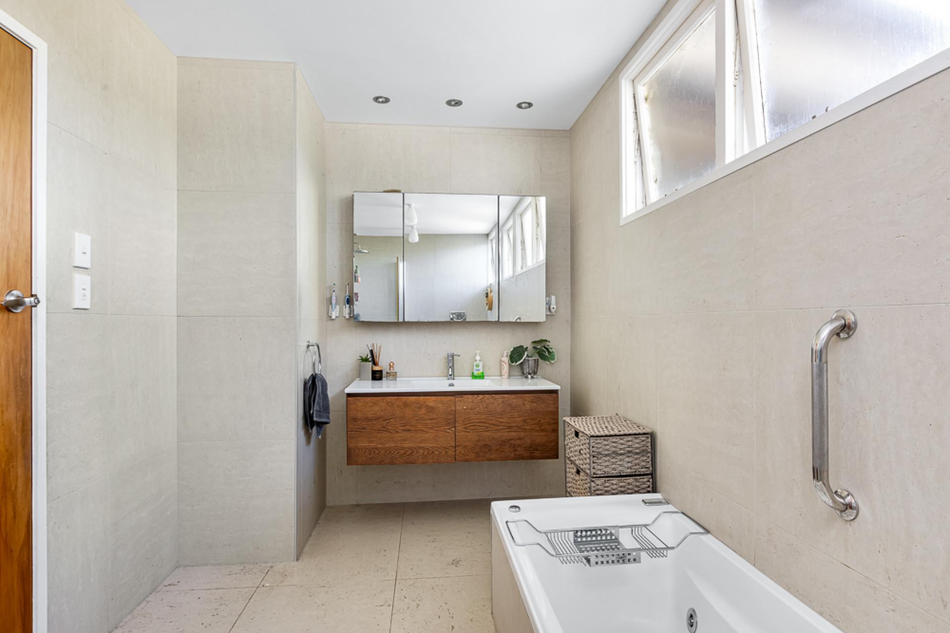 123 Whakapirau Road, Wellsford