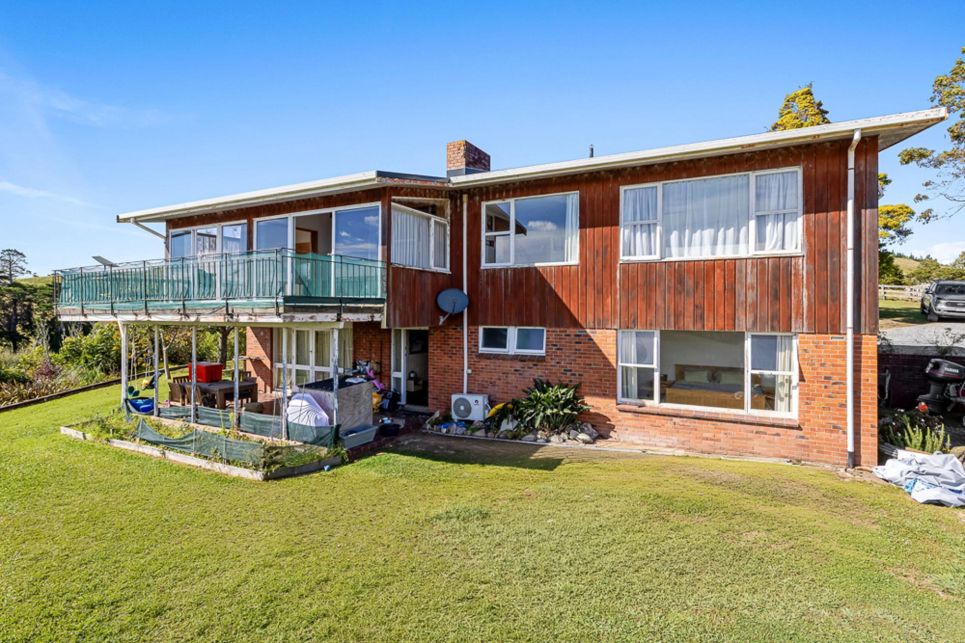 123 Whakapirau Road, Wellsford