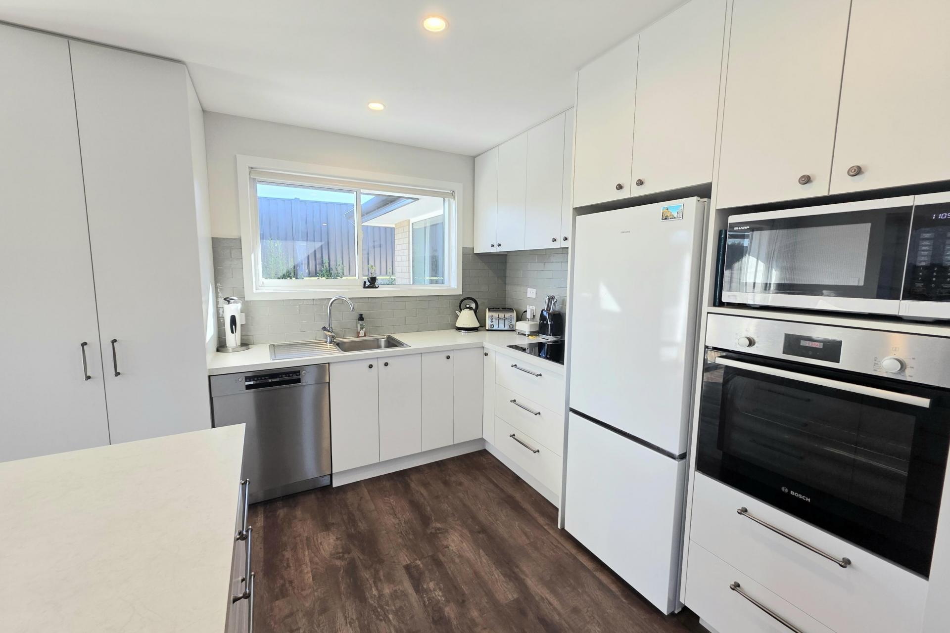 15 Royal Oak Crescent, Holmes Hill