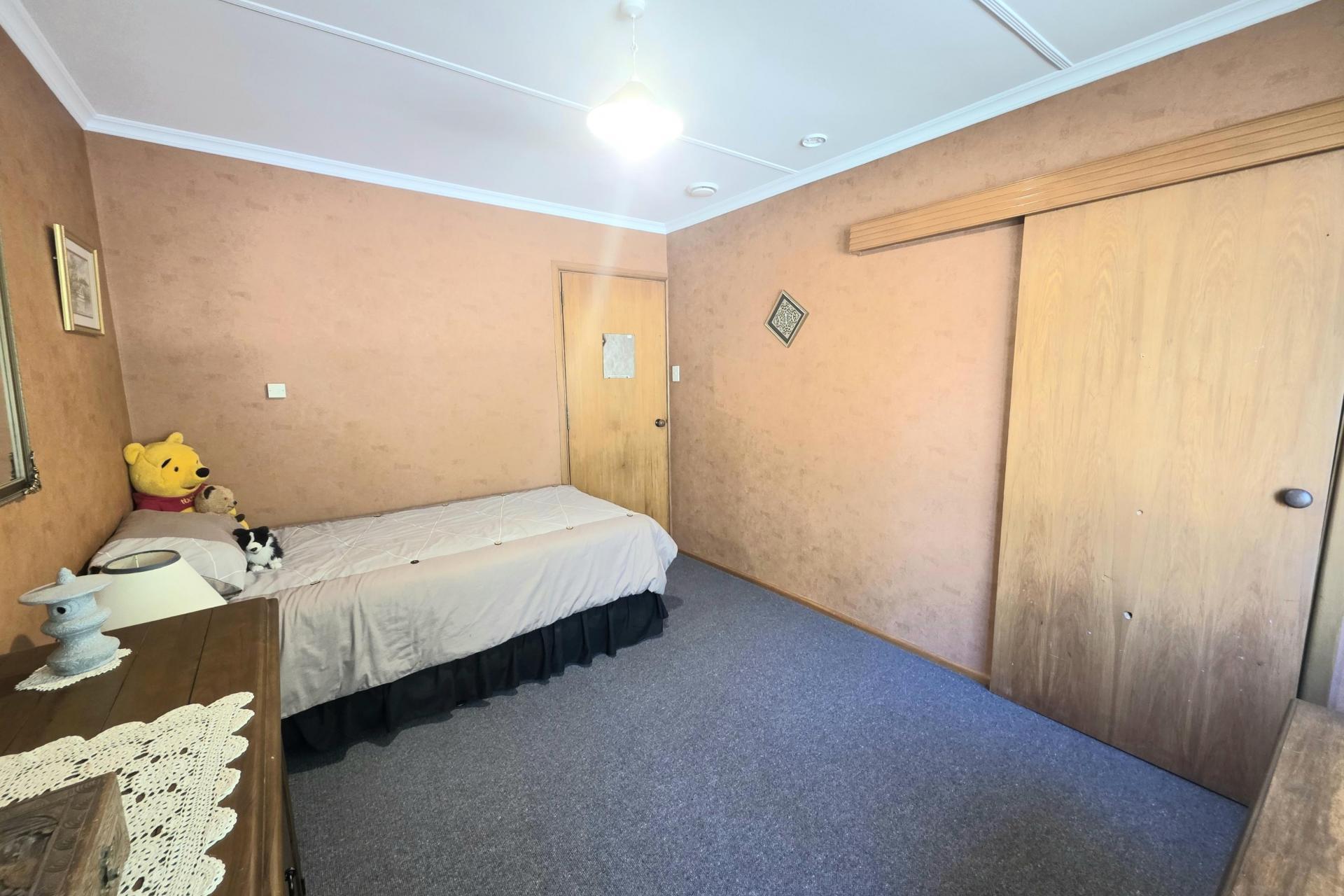 33 Devils Bridge Road, Weston