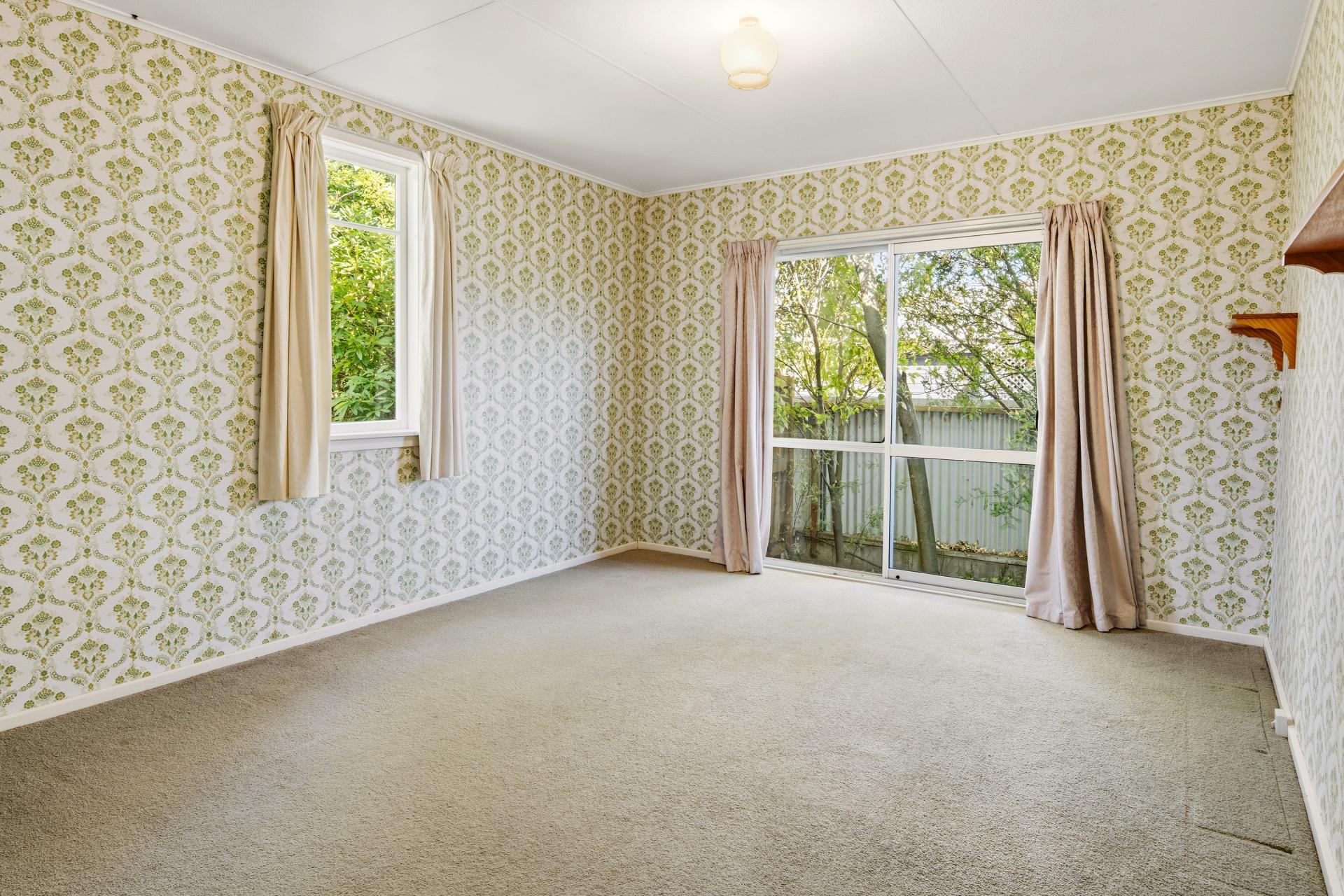 64 New Renwick Road, Burleigh